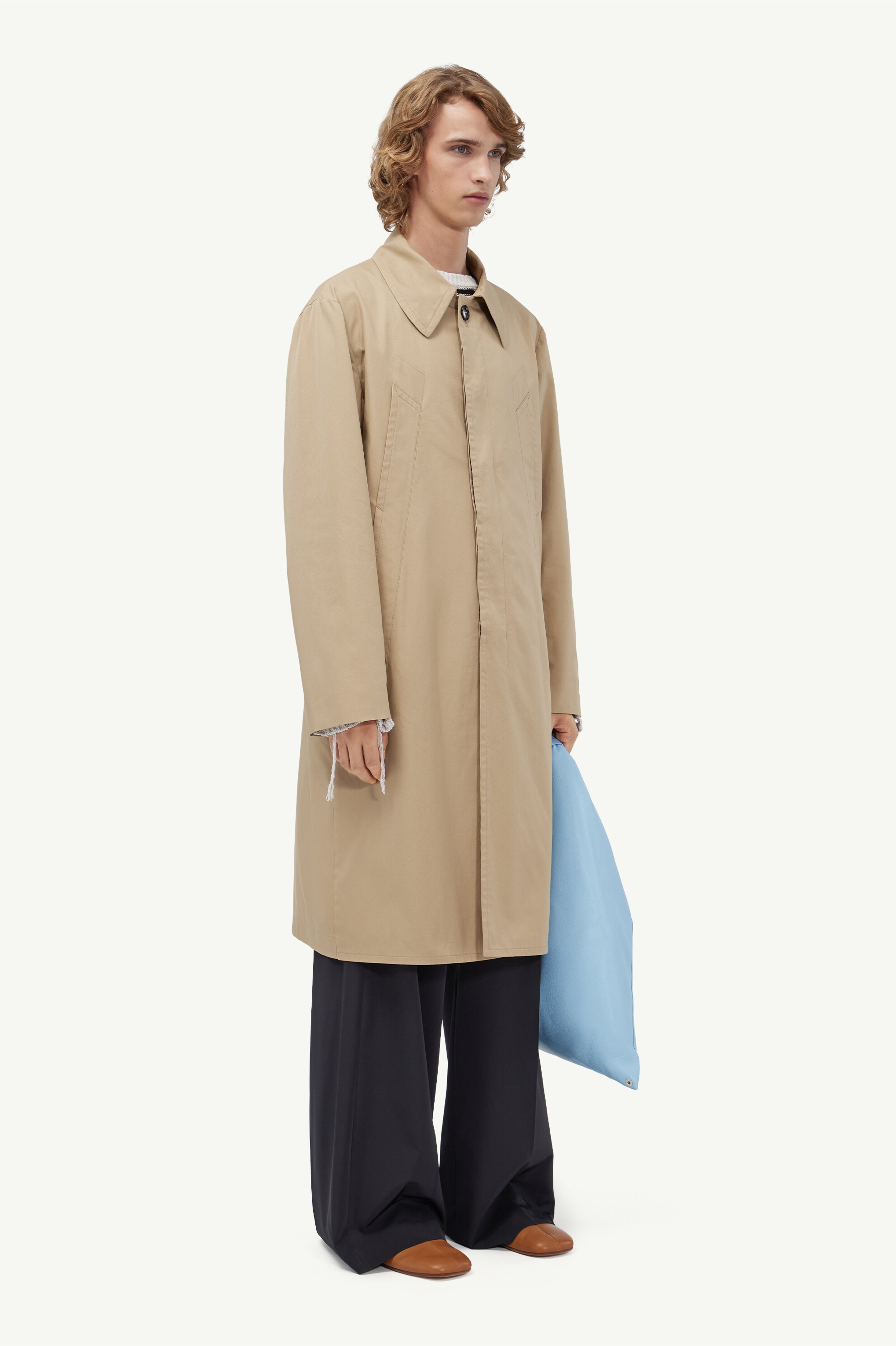 Knee-length trench coat - 3