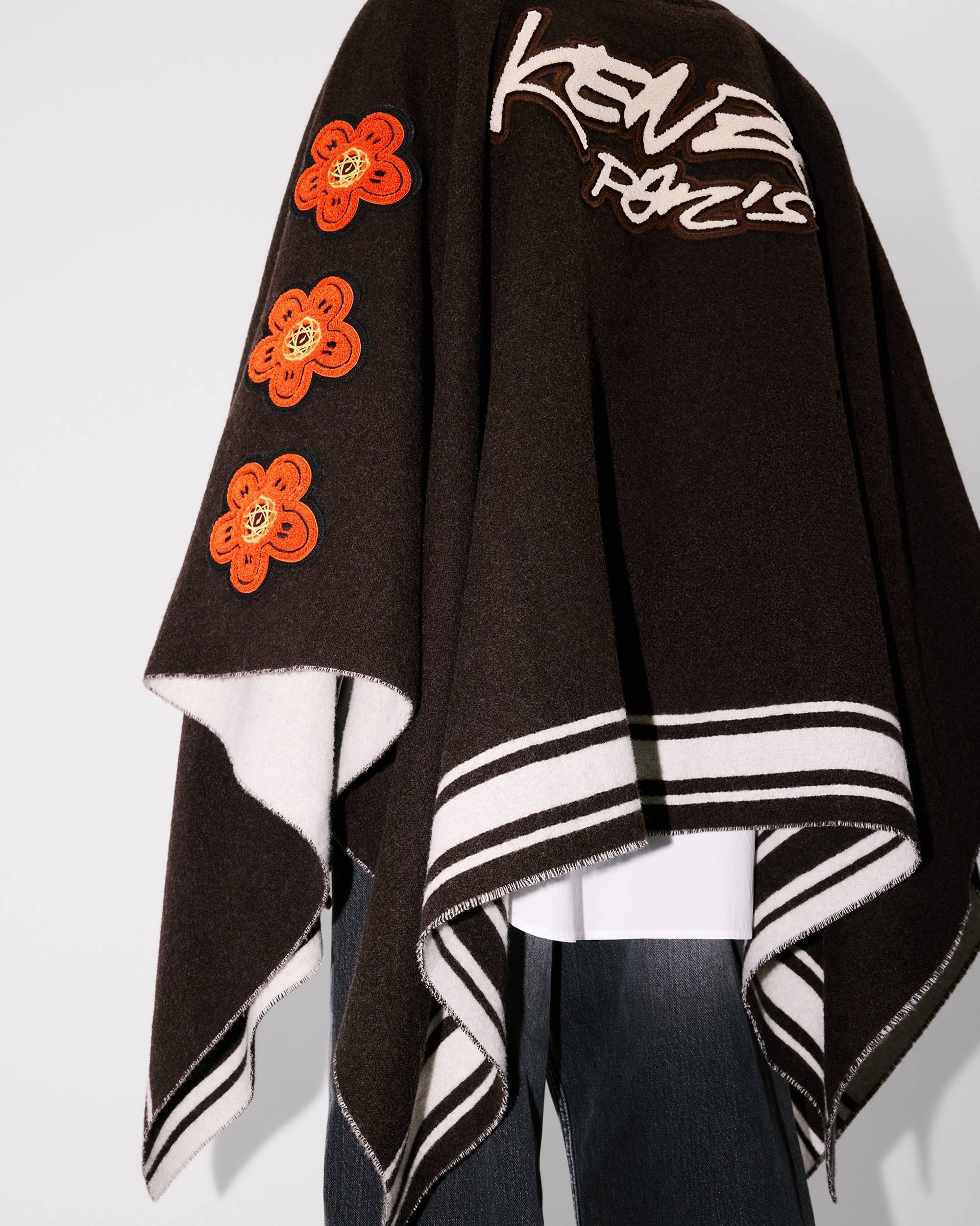 'Kenzo x Futura 2000' poncho in wool - 6