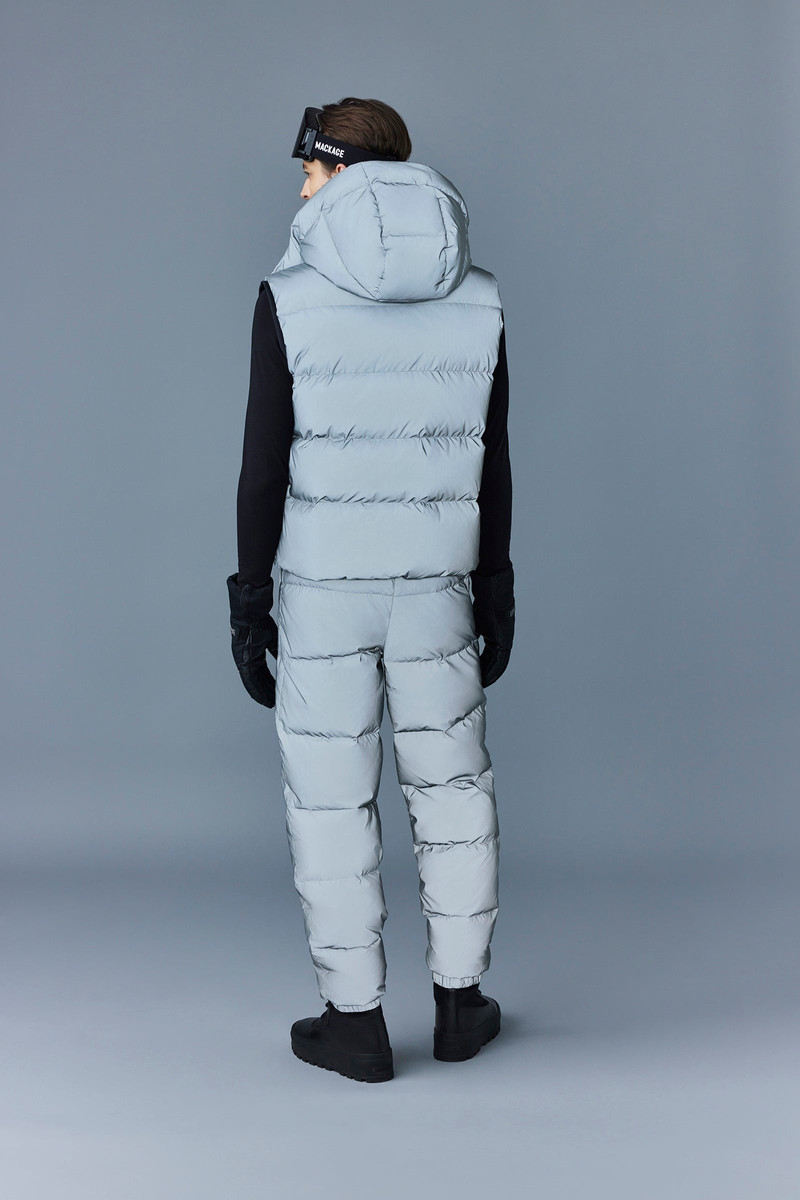 HUGH-RF Down vest with removable hood and reflective shell 4