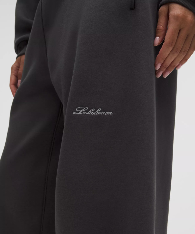 Women's Big Cozy Ultra-Oversized Wide-Leg Pant *Regular 6
