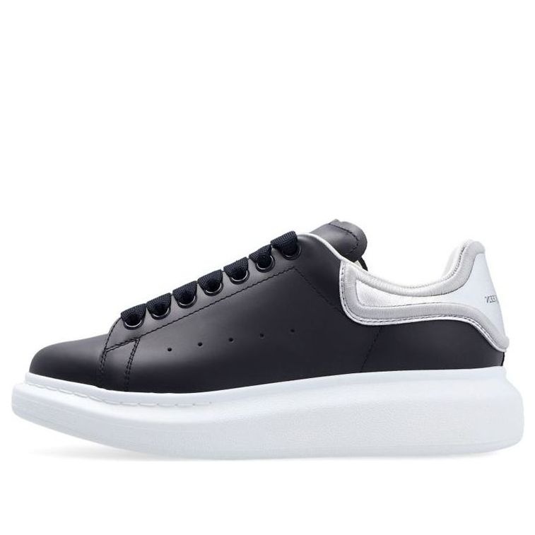 (WMNS) Alexander McQueen Larry Oversized Sneakers 'Black White' 685666WIBN64063 - 1