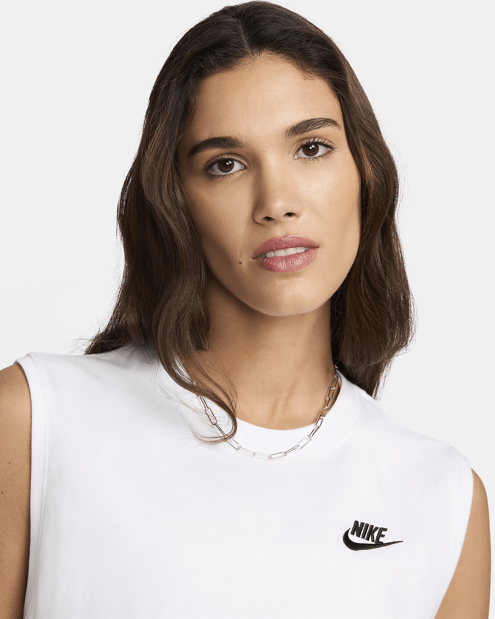 Nike Sportswear Club Women's Sleeveless Cropped Top - 3