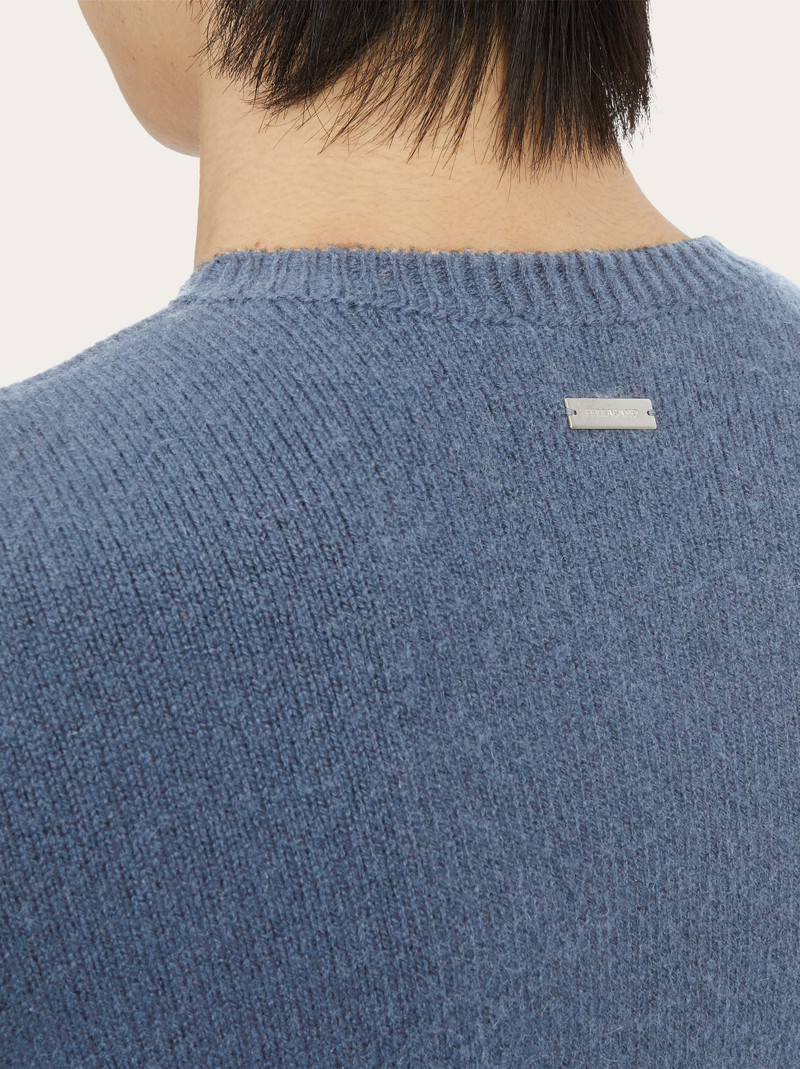 Slim fit crew neck sweater 6