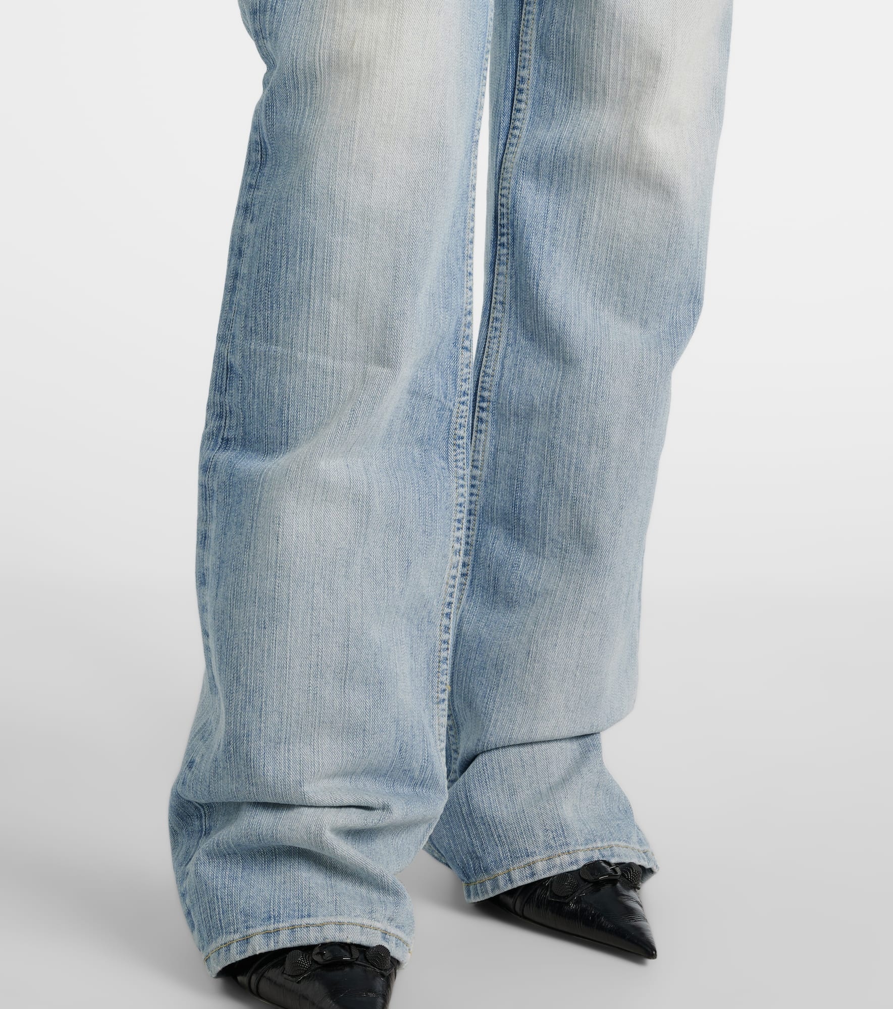 Low-rise faded straight jeans - 5