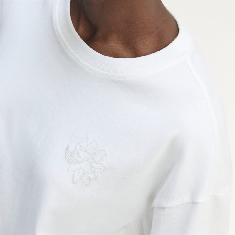 FLORAL GFX TEE 8