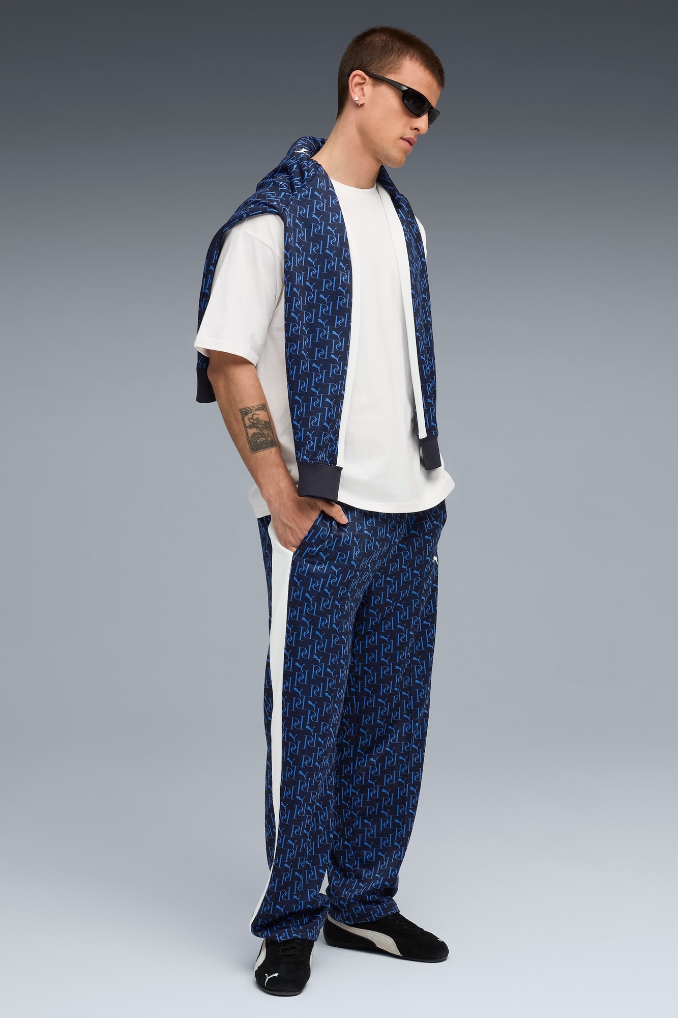 T7 AOP Relaxed Track Pants Men - 5