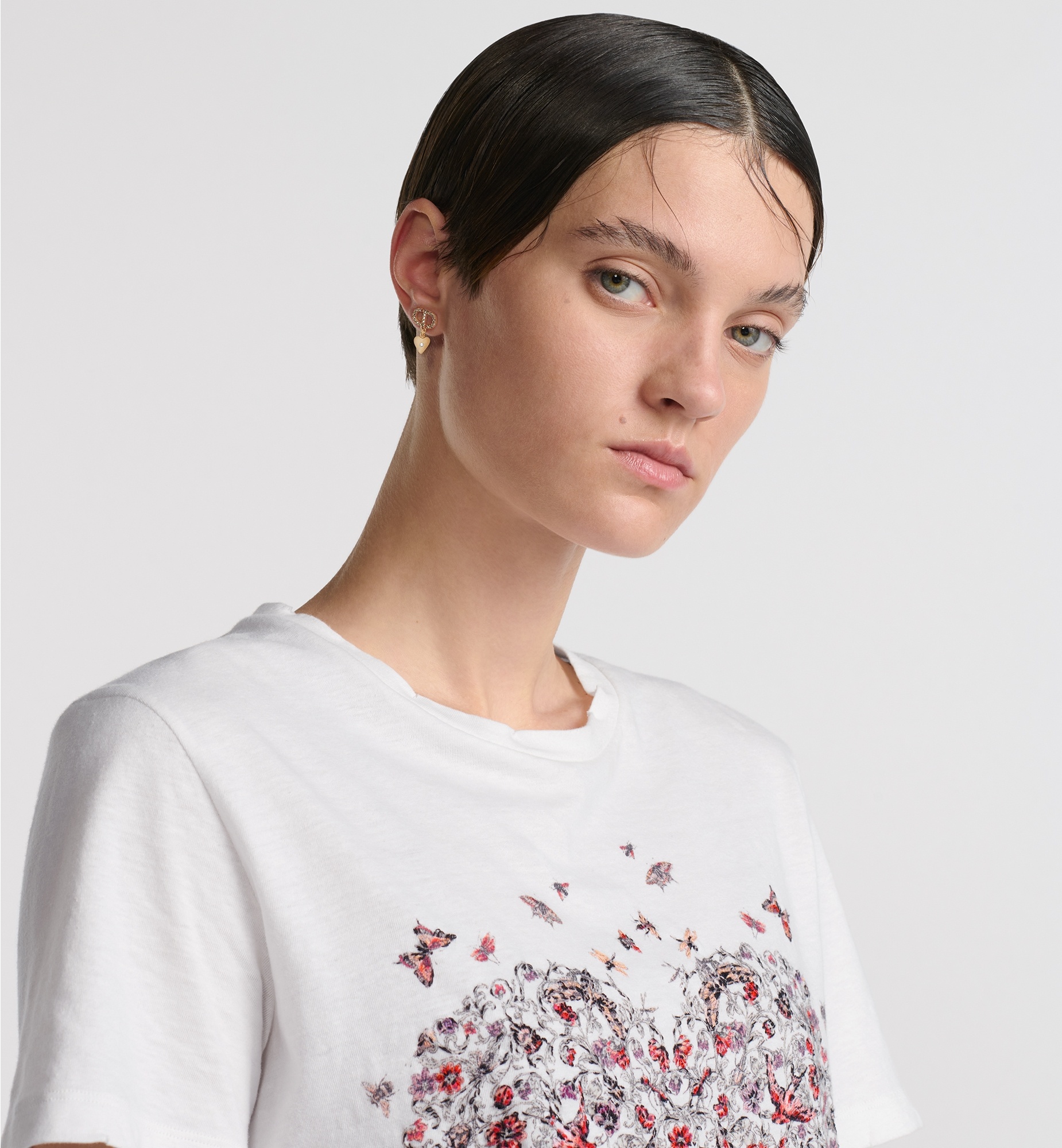 Dioramour Embroidered T-Shirt - 3