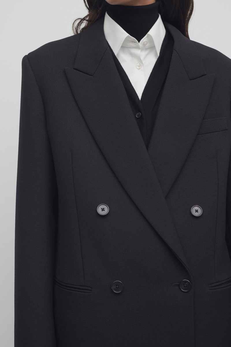 Sand Coat in Virgin Wool 6