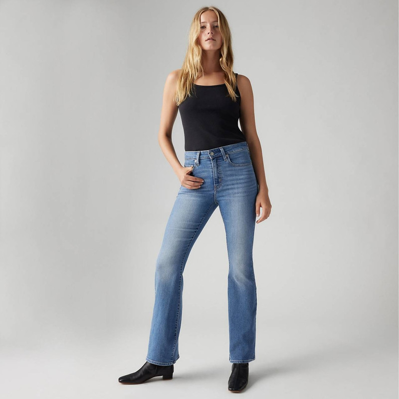 Levi's 726 HIGH RISE FLARE WOMEN'S JEANS outlook