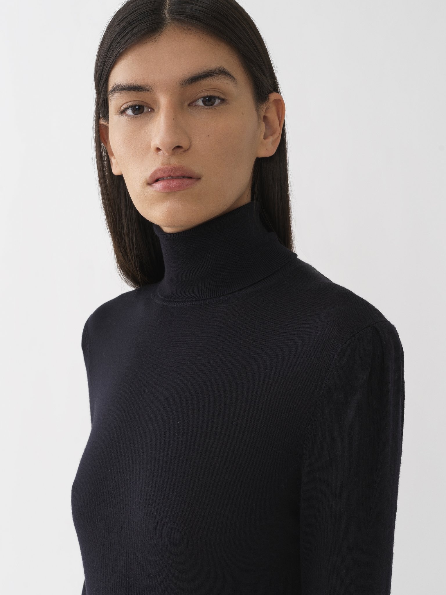 CLASSIC HIGH-NECK SWEATER - 6