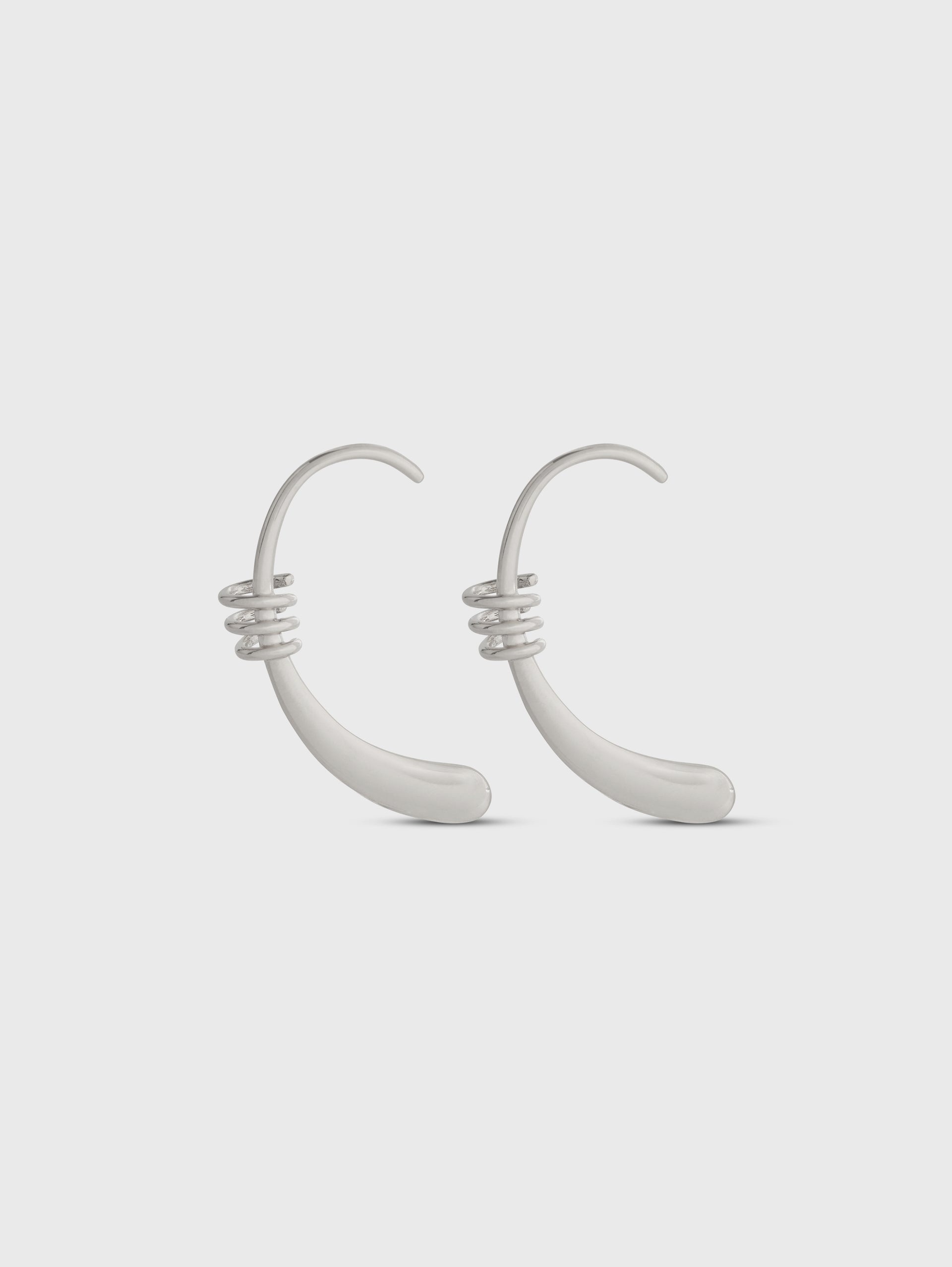 SILVER MONO EARRING - 1