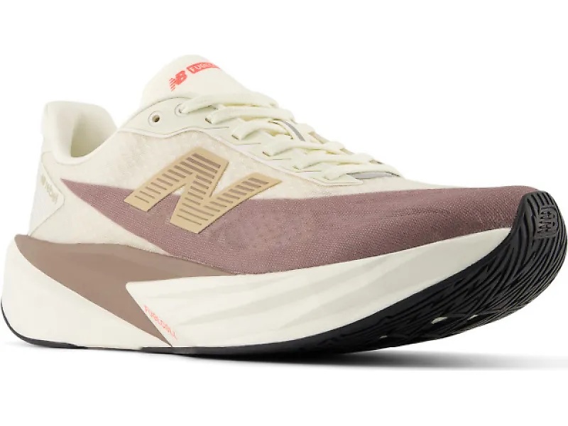 New Balance FuelCell Rebel v5 - 5