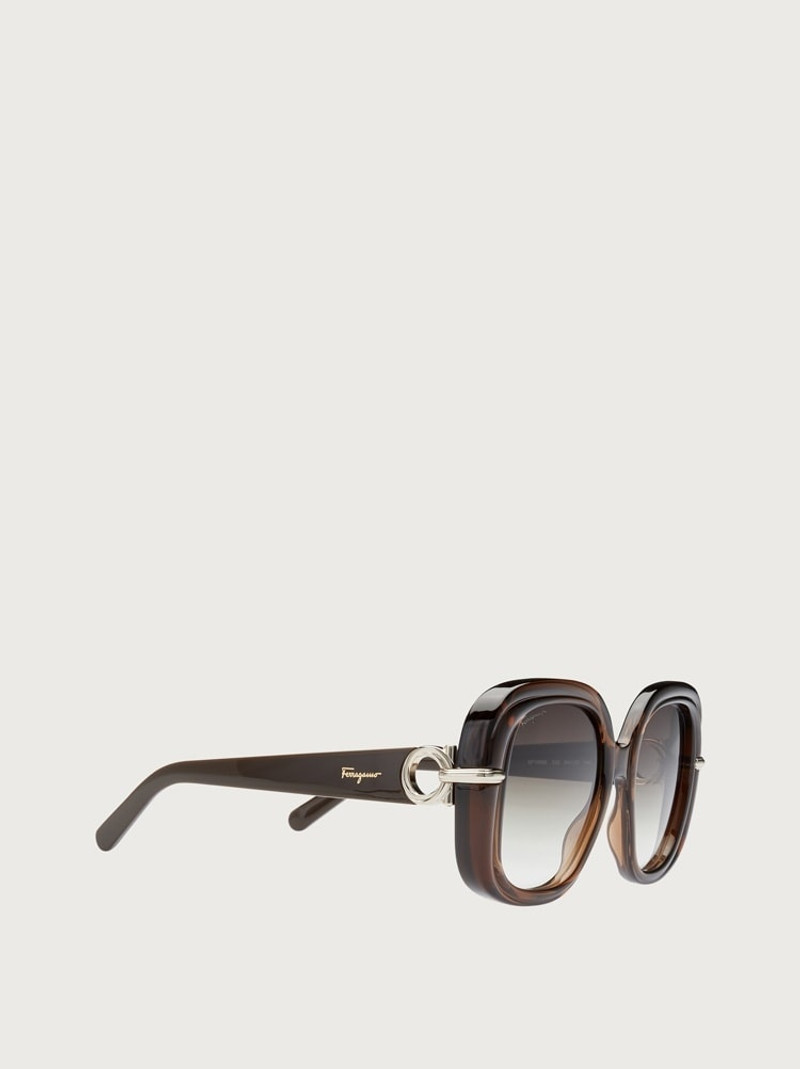 FERRAGAMO SUNGLASSES outlook