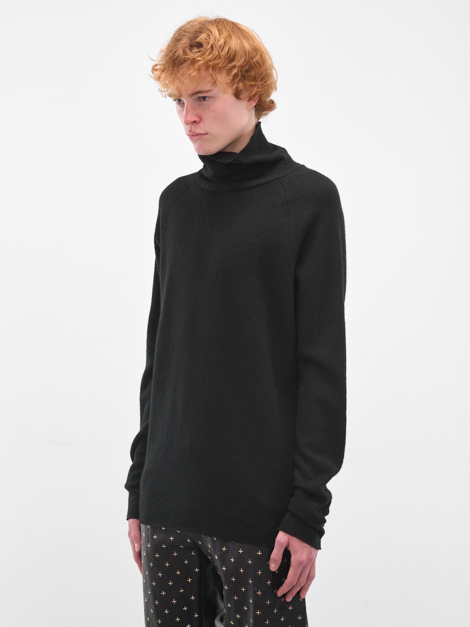 Black Alpaca Raglan Turtleneck Sweater - 2
