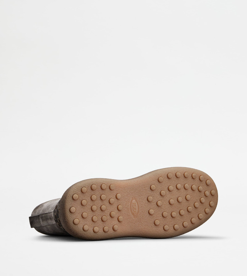 TOD'S W. G. LACE-UP ANKLE BOOTS IN SUEDE - GREY 5