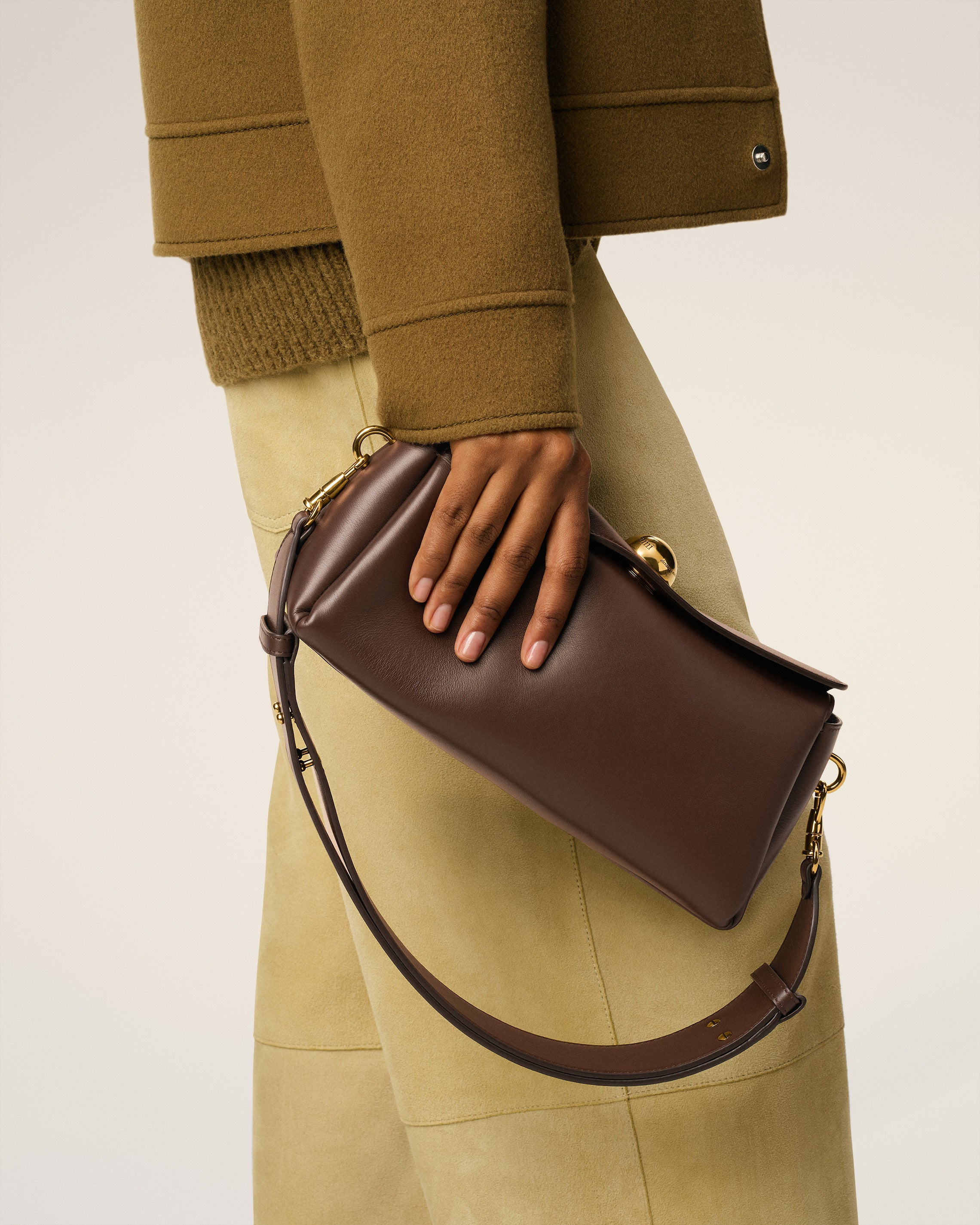 BROWN  SMOOTH LEATHER CARROUSEL BAG - 2