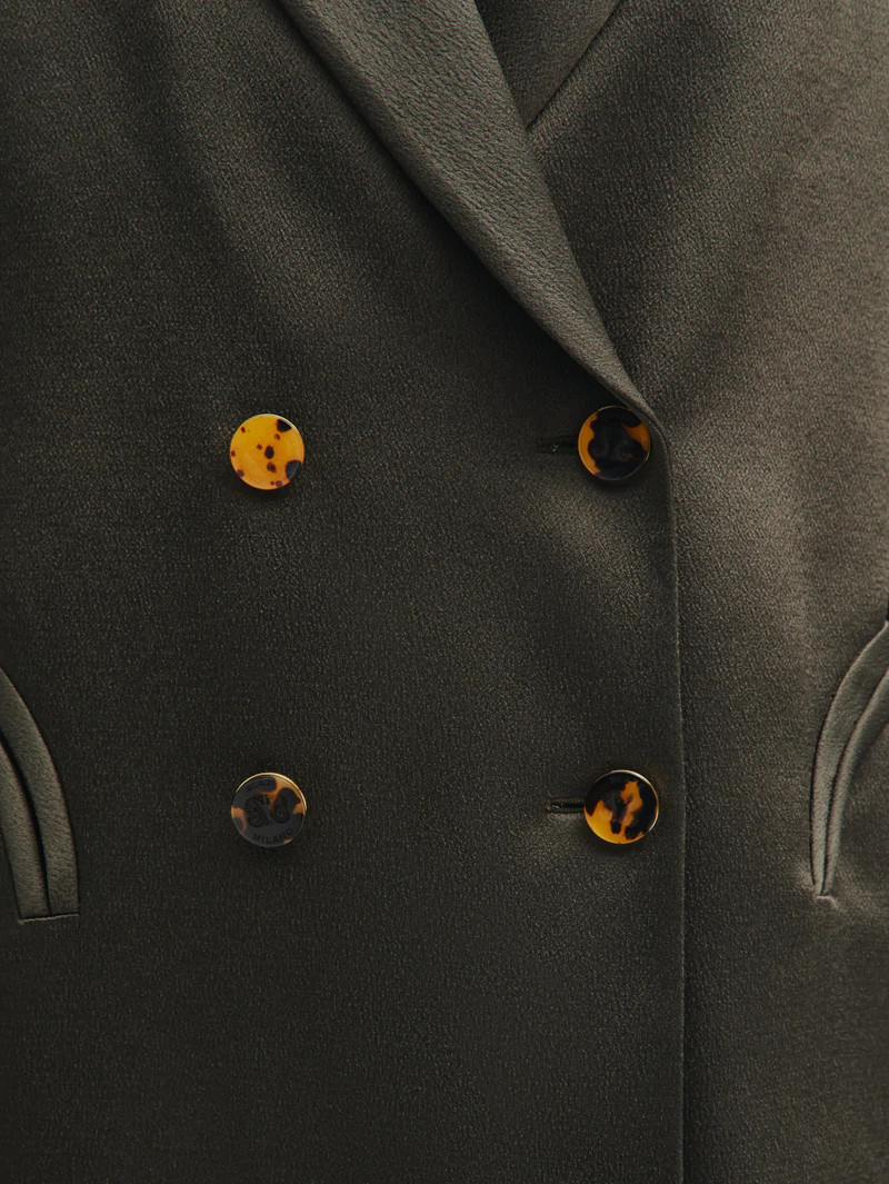 Nightbreak Blazer 6