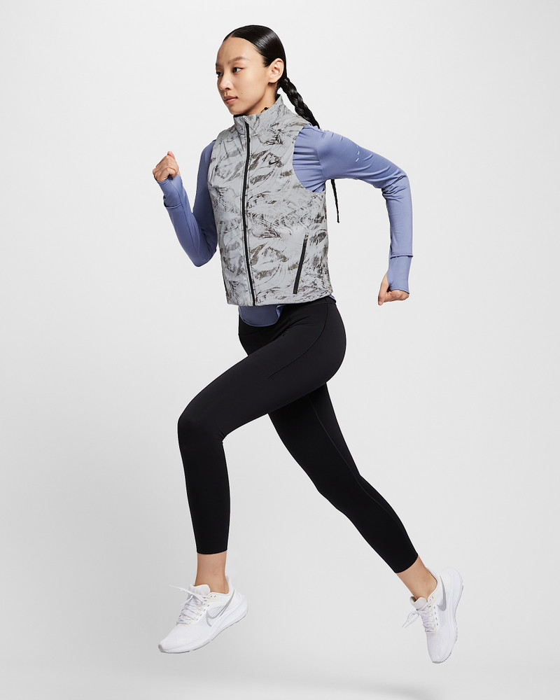 Nike Swift Women's Therma-FIT ADV Reflective Running Vest 9