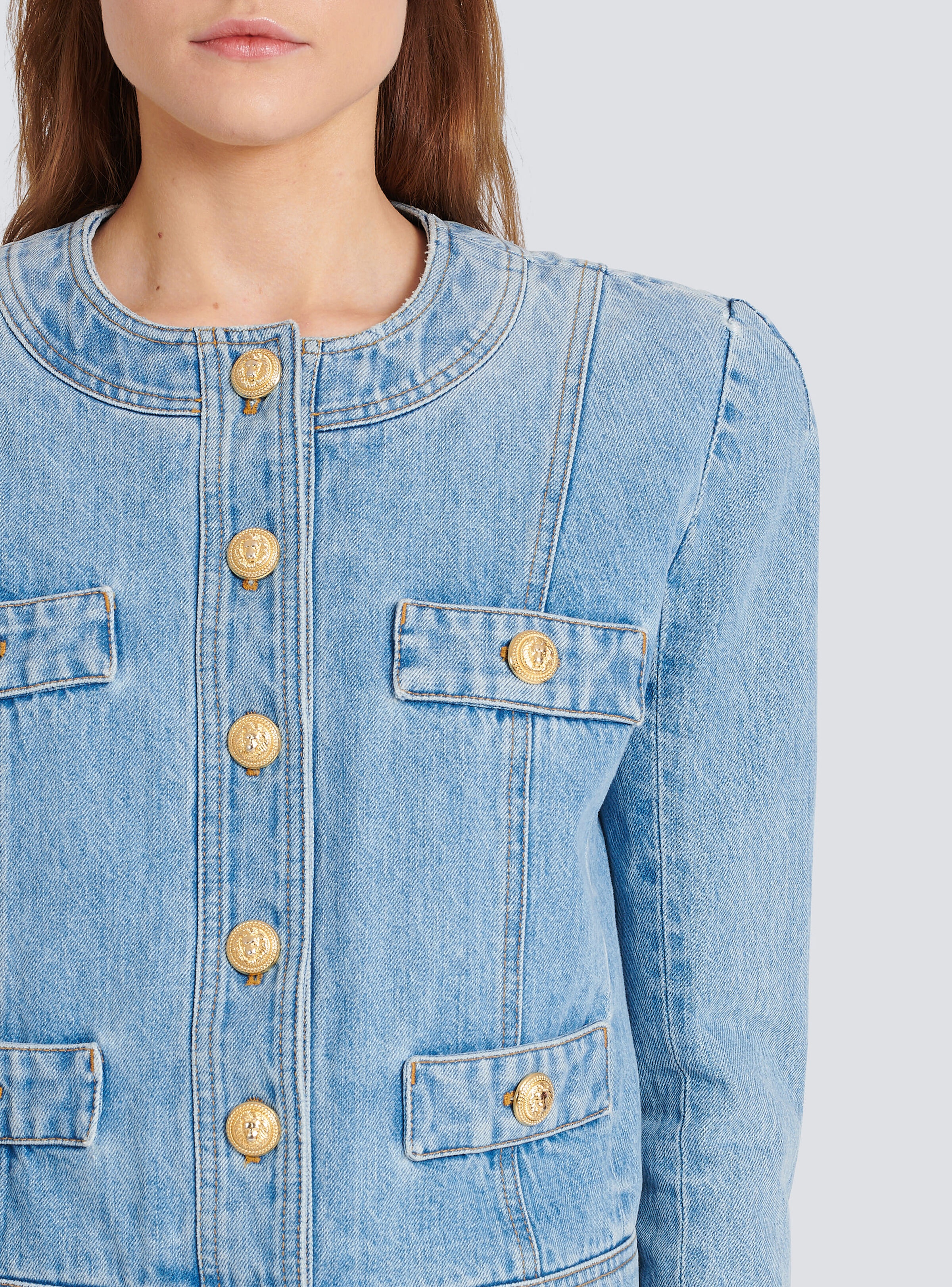 Cropped denim jacket - 7