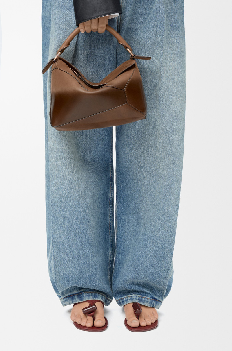 Loewe Small Puzzle Edge bag in gradient patent nubuck outlook