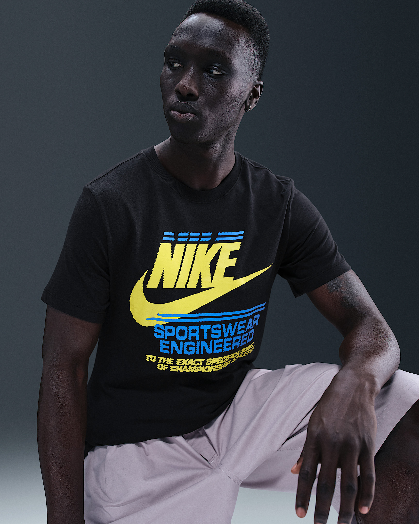 Nike Sportswear Men's T-Shirt - 3