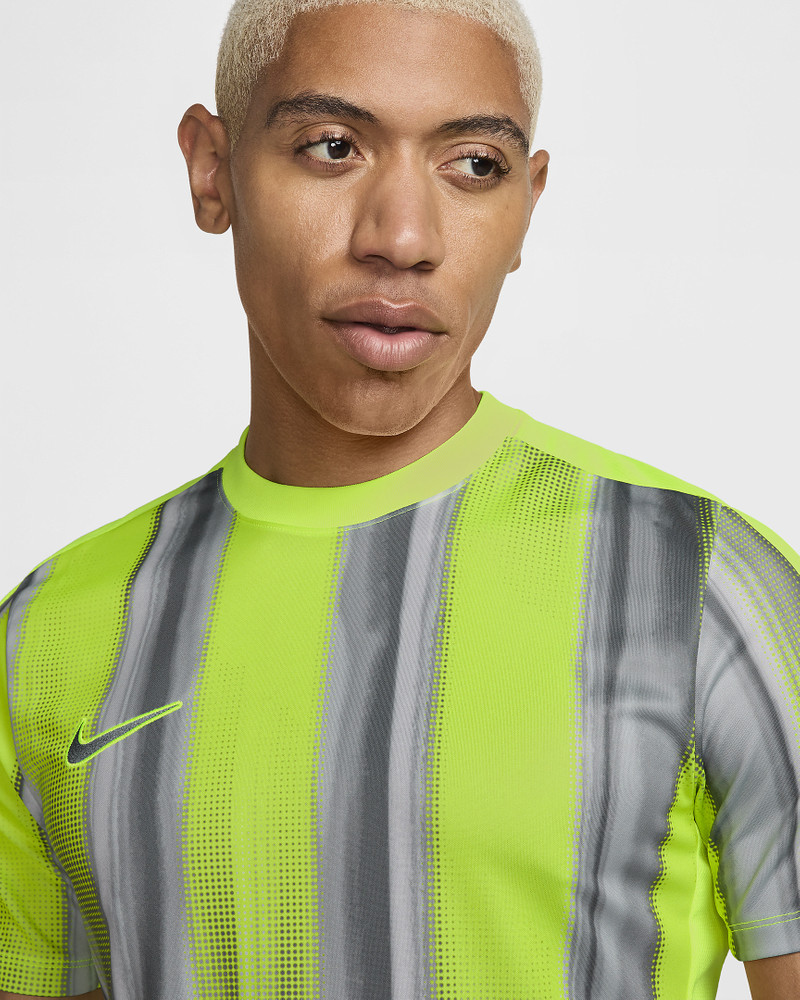 Nike Academy Men's Dri-FIT Short-Sleeve Soccer Top 3