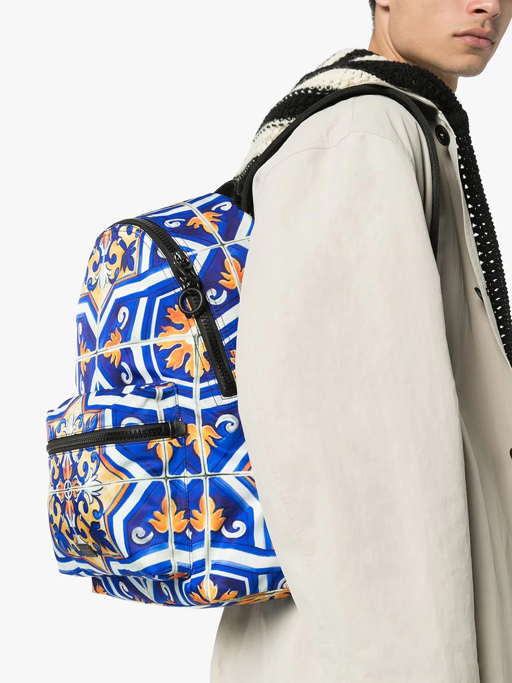 tile-print backpack - 2