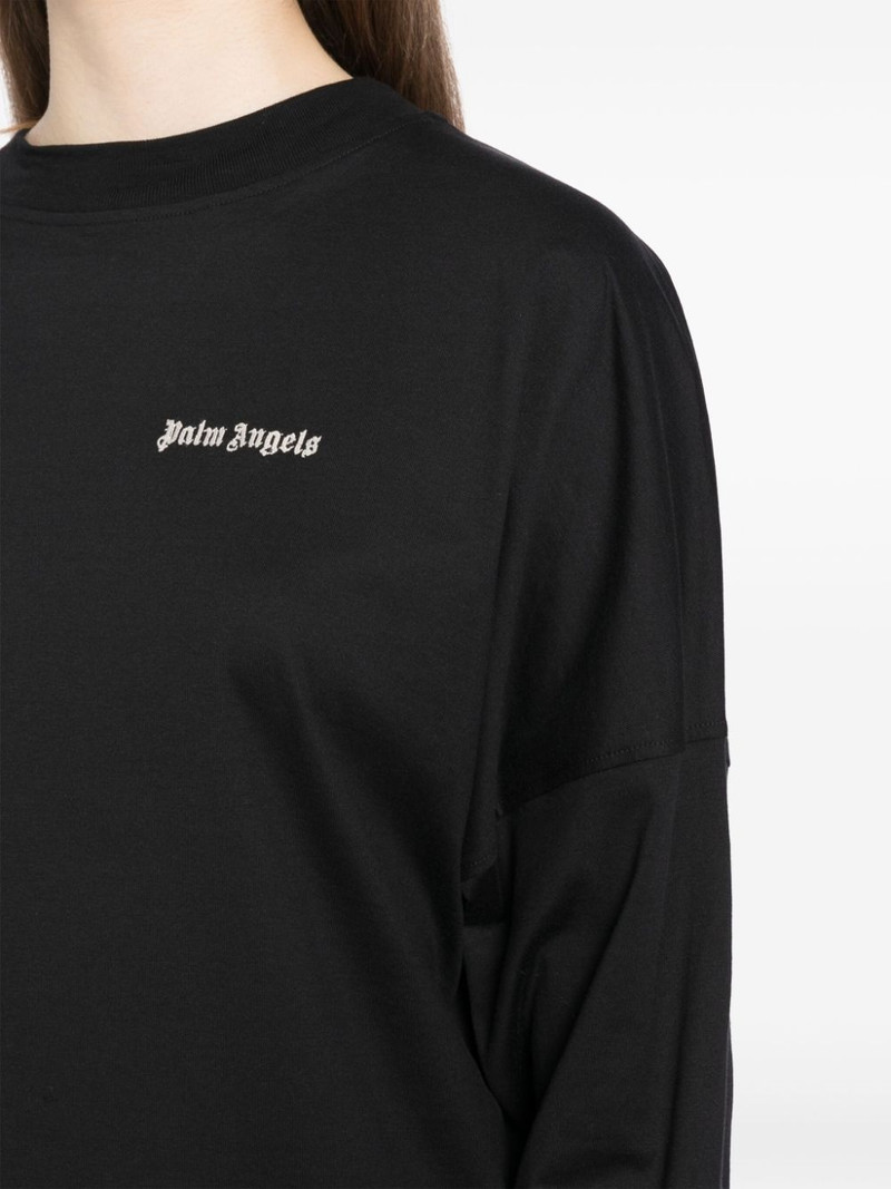 logo t-shirt 5