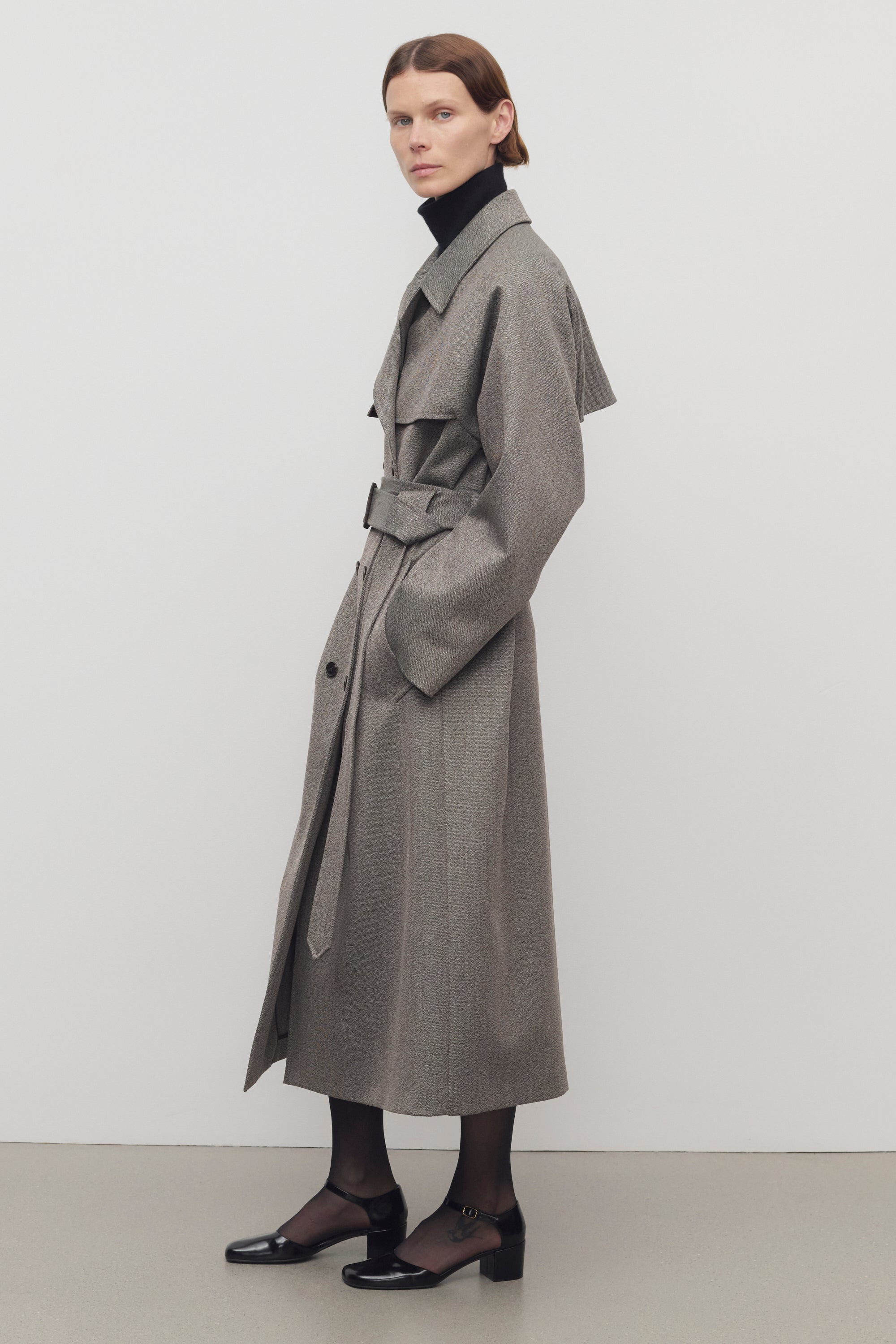 Rhydian Coat in Virgin Wool - 5