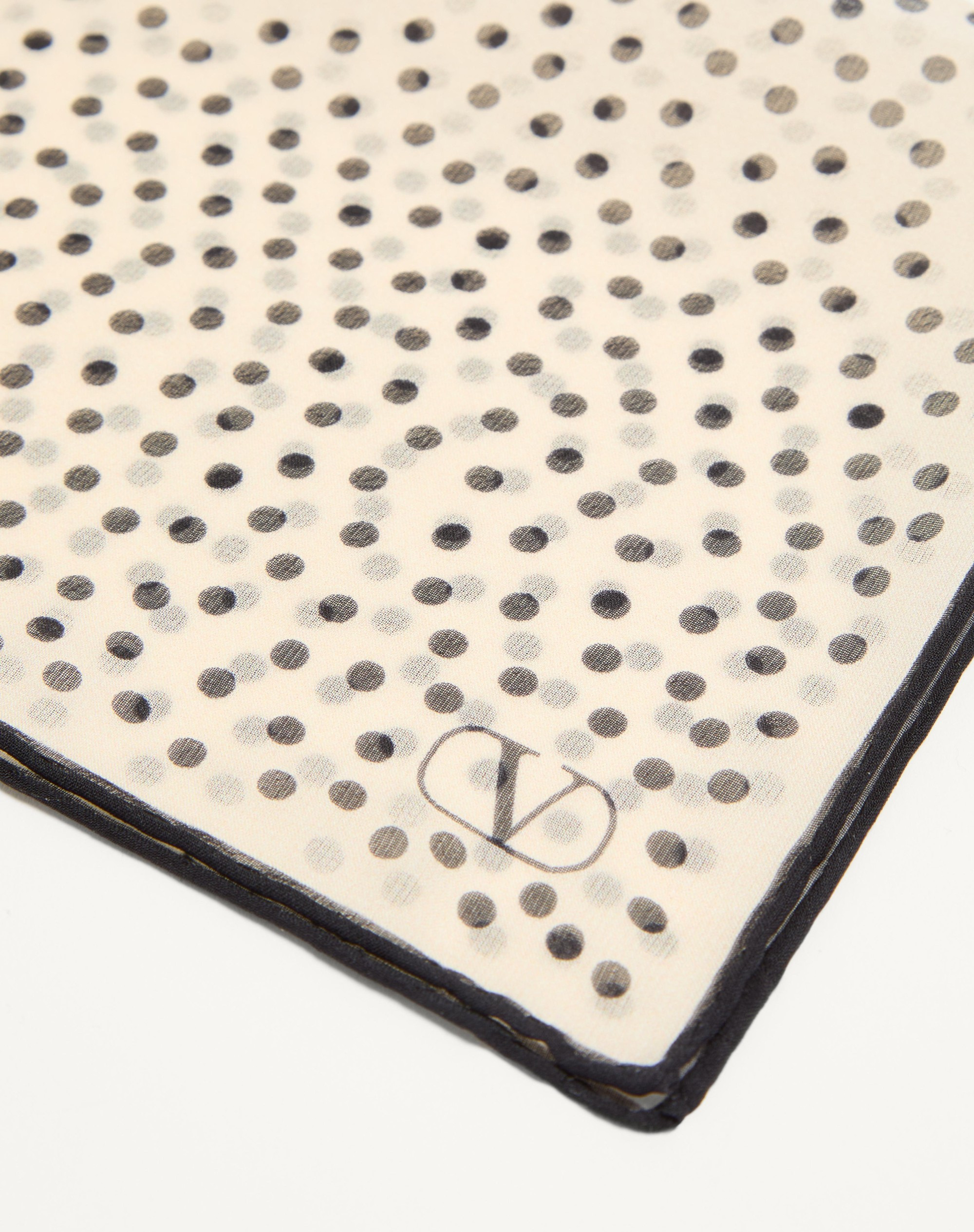 CHEZ VALENTINO SILK CLUTCH BAG - 3
