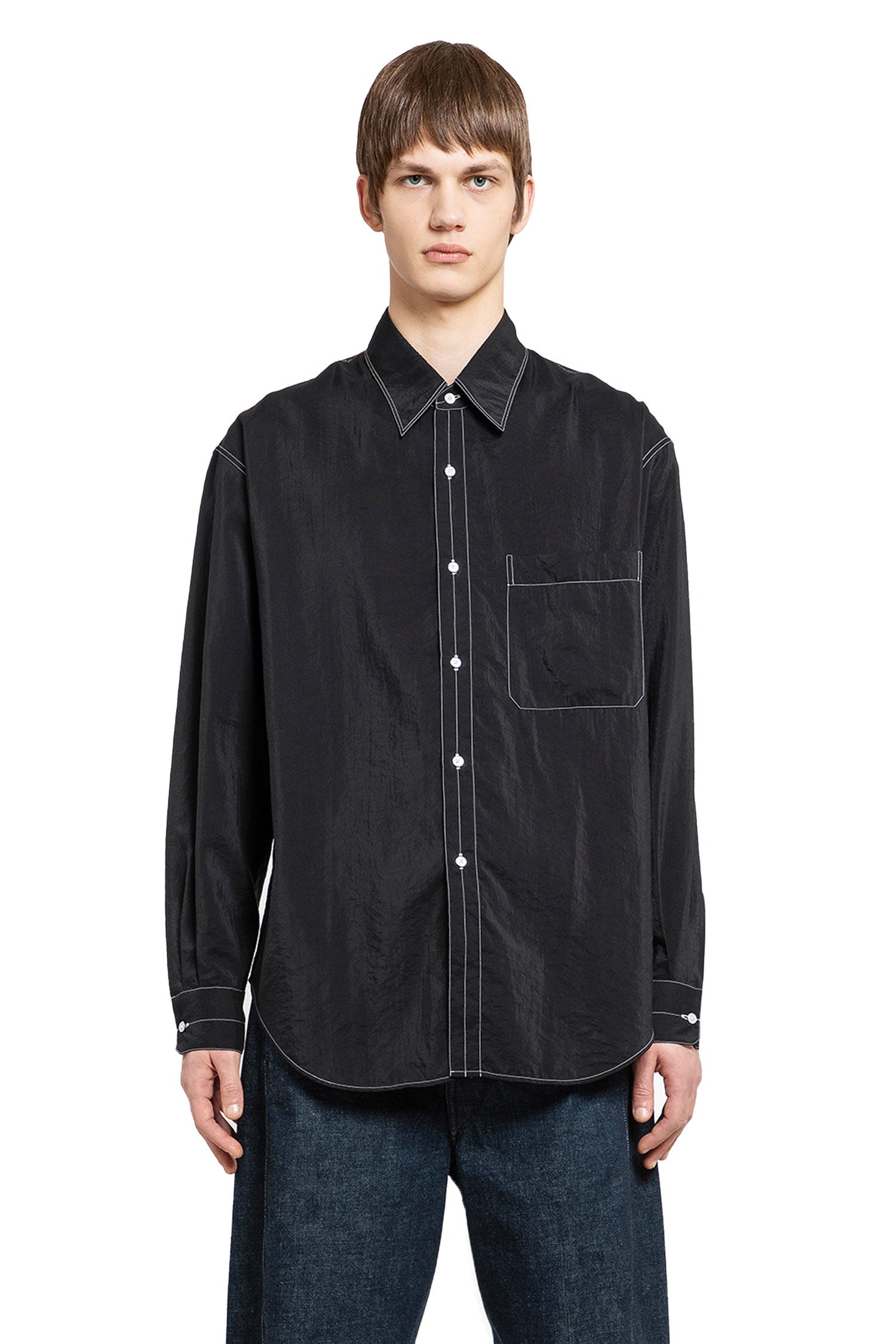 【関税込み】LEMAIRE ブラック リブネック Tシャツ Lemaire - RIB U Neck T-Shirt Black - Rendez-Vous Store
