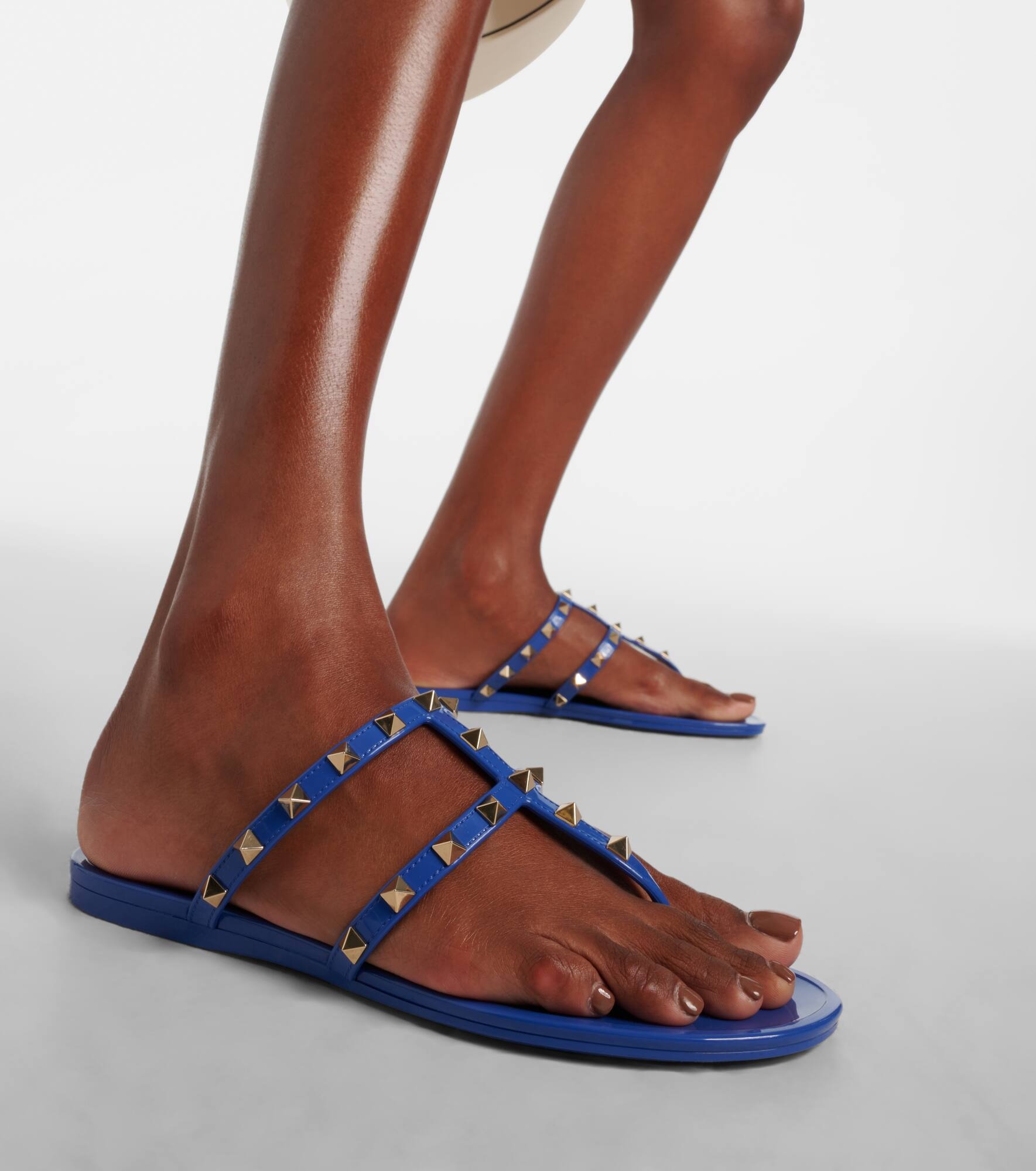 Summer Rockstud thong sandals - 4