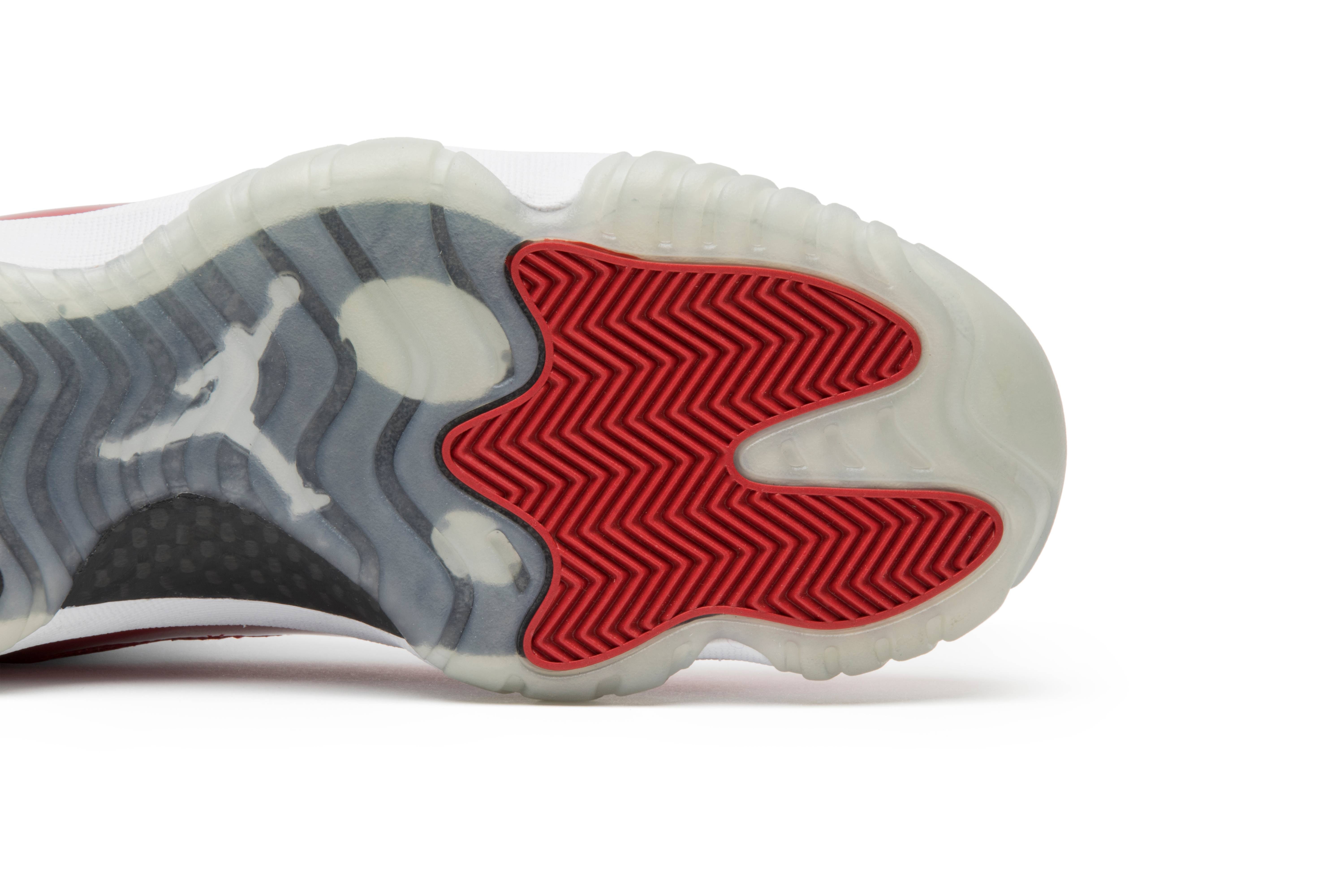 Air Jordan 11 Retro Low 'Cherry' 2016 - 5