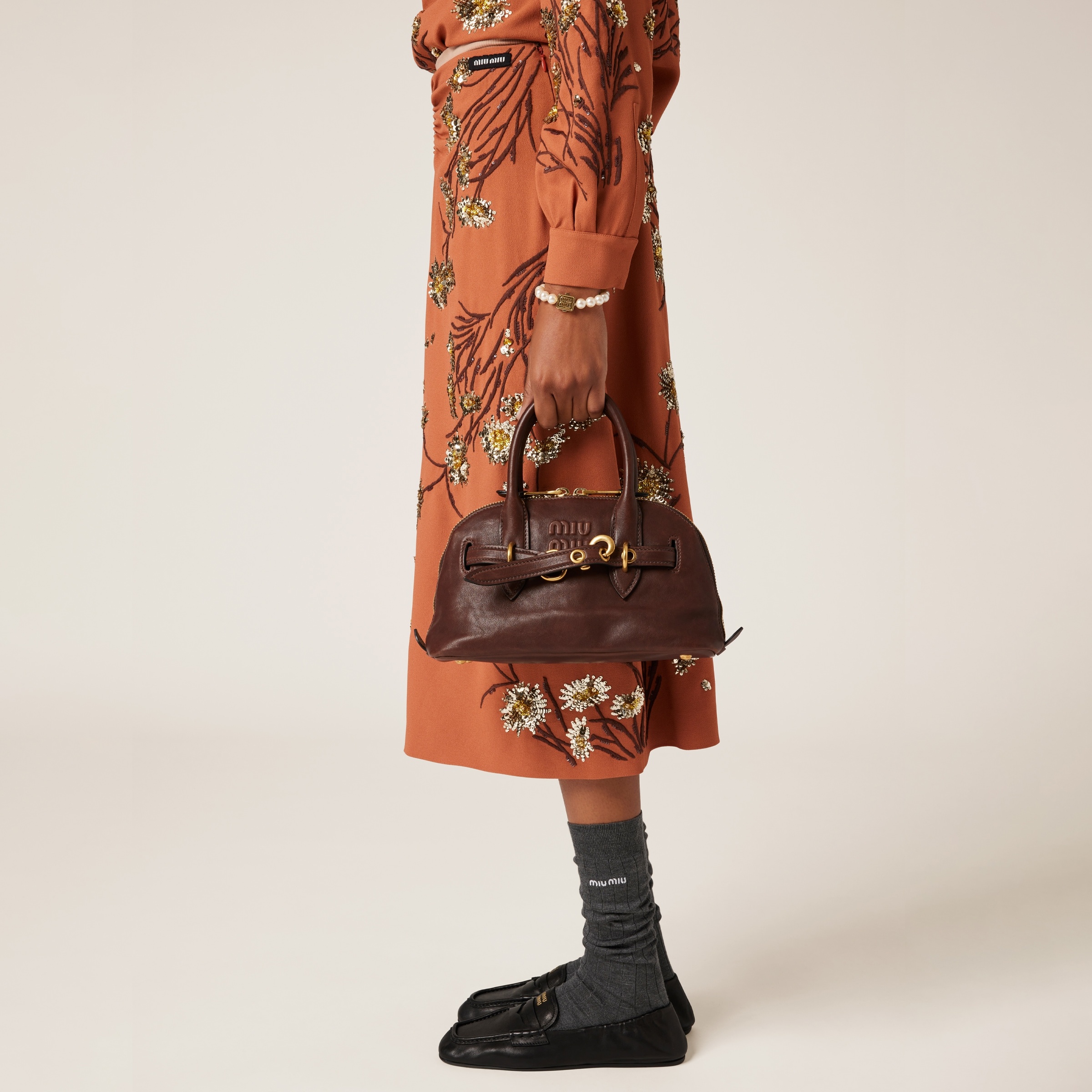Embroidered sablé midi-skirt - 5