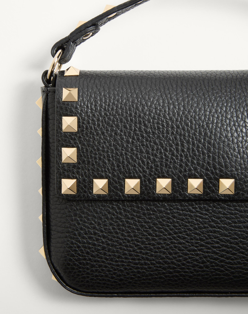 Valentino ROCKSTUD GRAINY CALFSKIN POUCH outlook