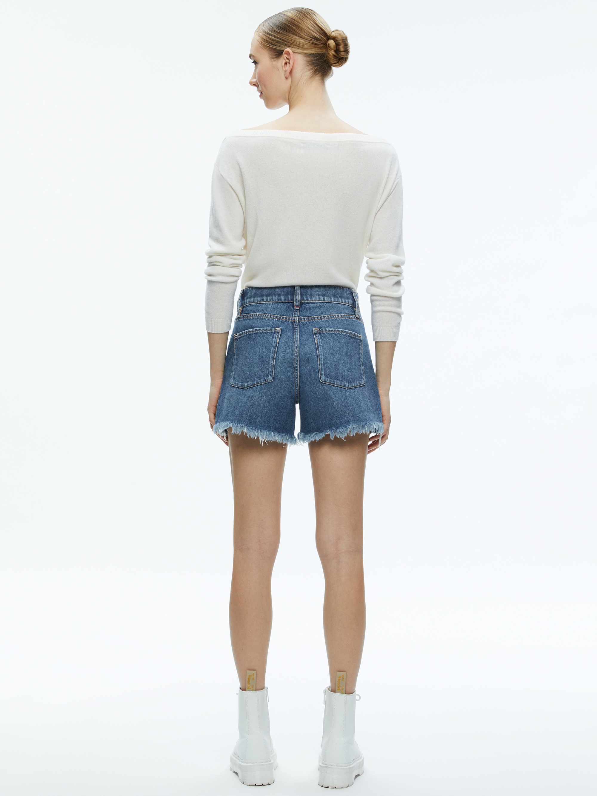 TRISH LOW RISE BAGGY SHORT WITH RAW HEM - 3