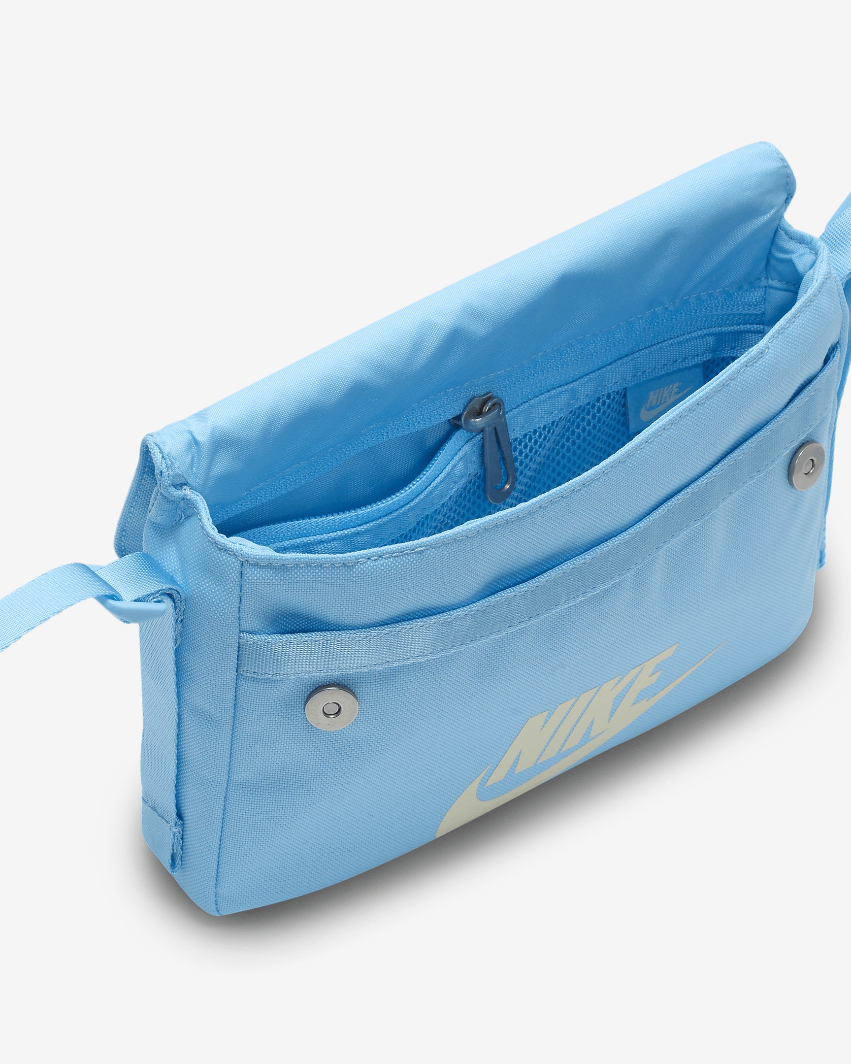 Nike Sportswear Women's Futura 365 Crossbody Bag (3L) - 5