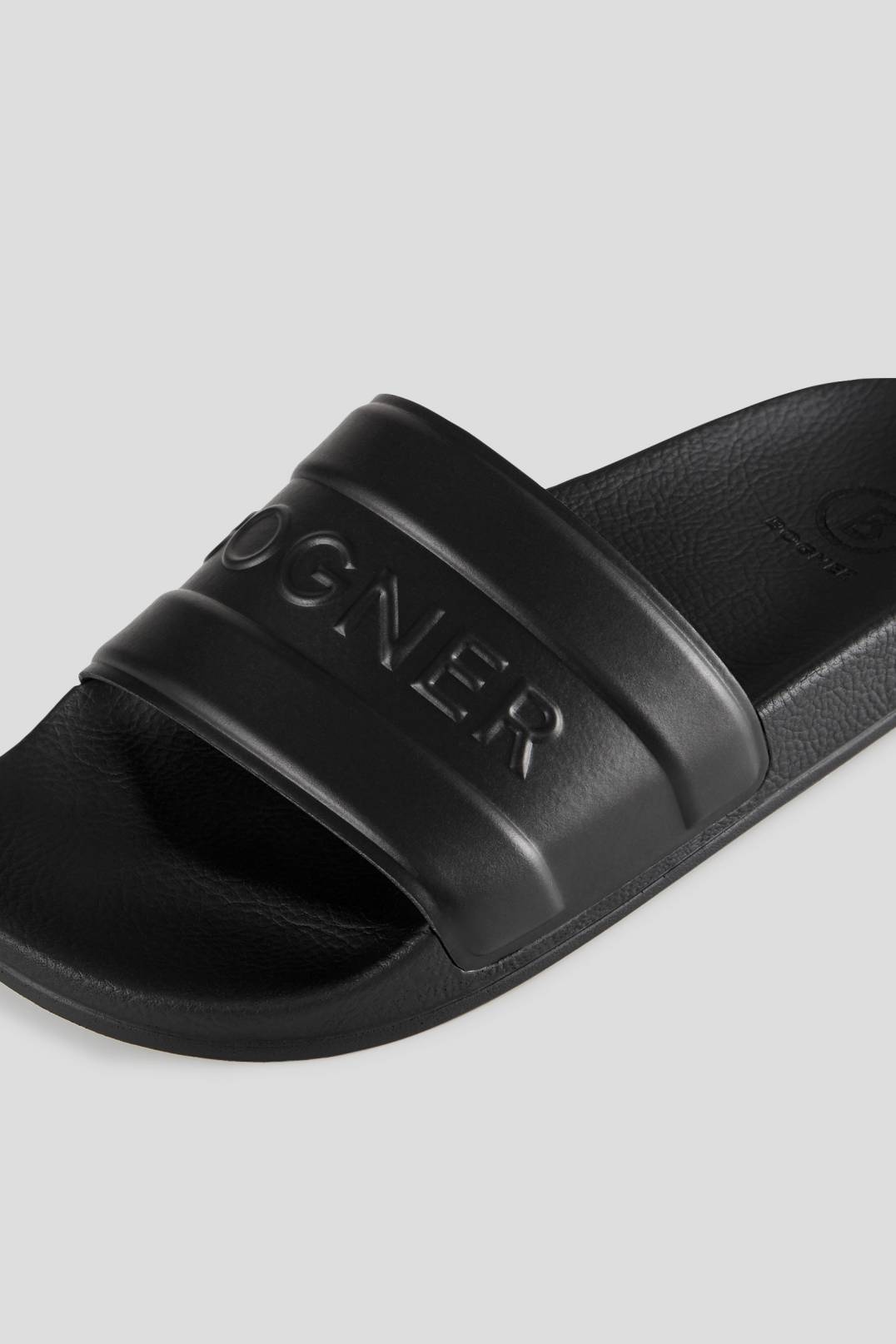 BELIZE SLIDES IN BLACK - 4