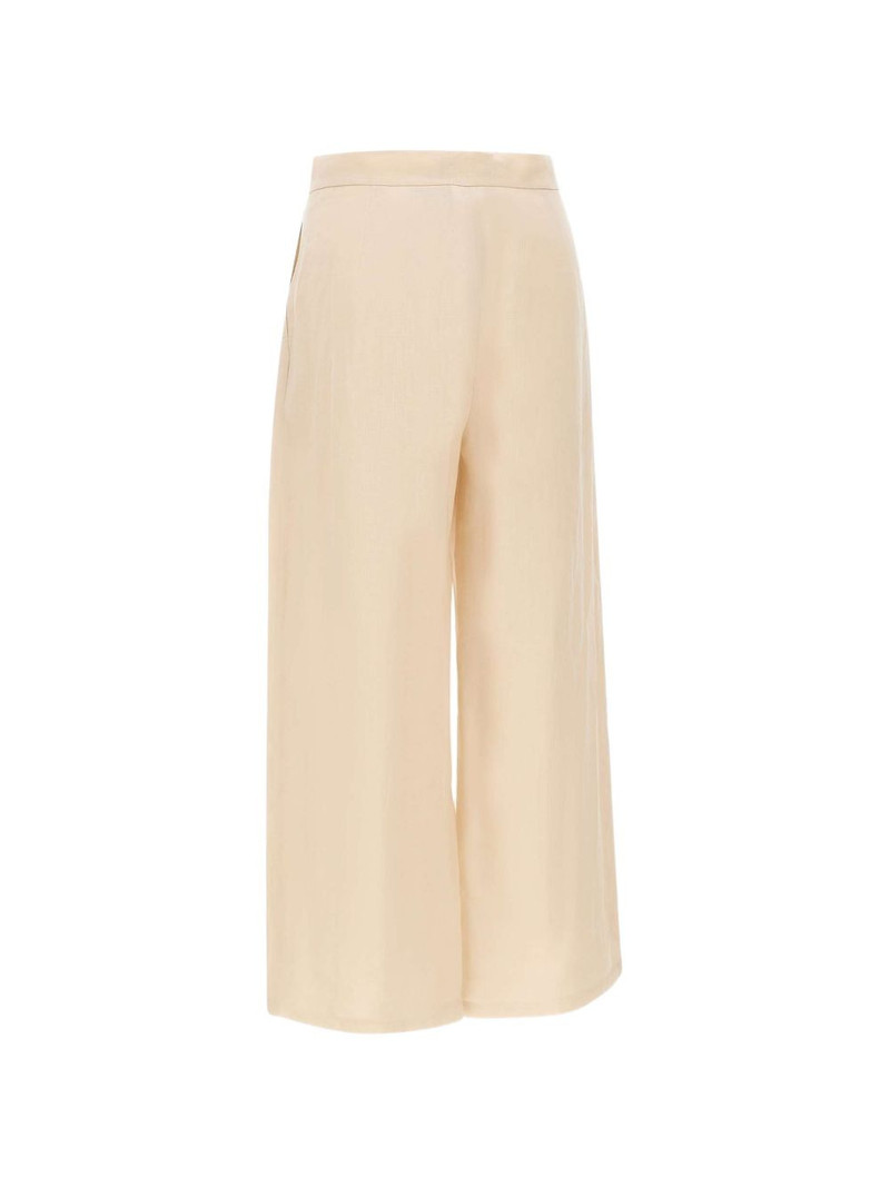 high-waisted trousers 3