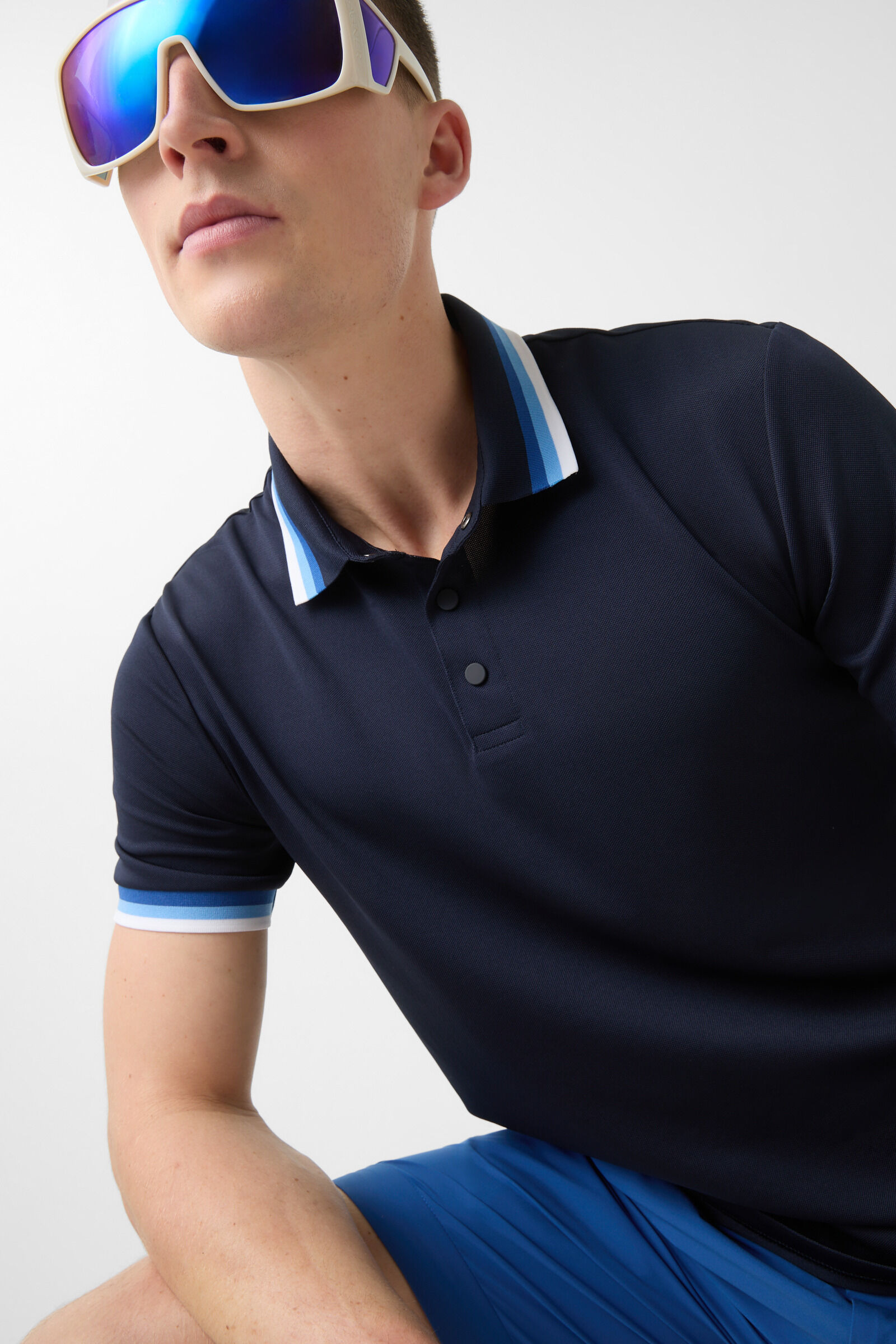 Arik functional short-sleeved top in Navy blue - 4
