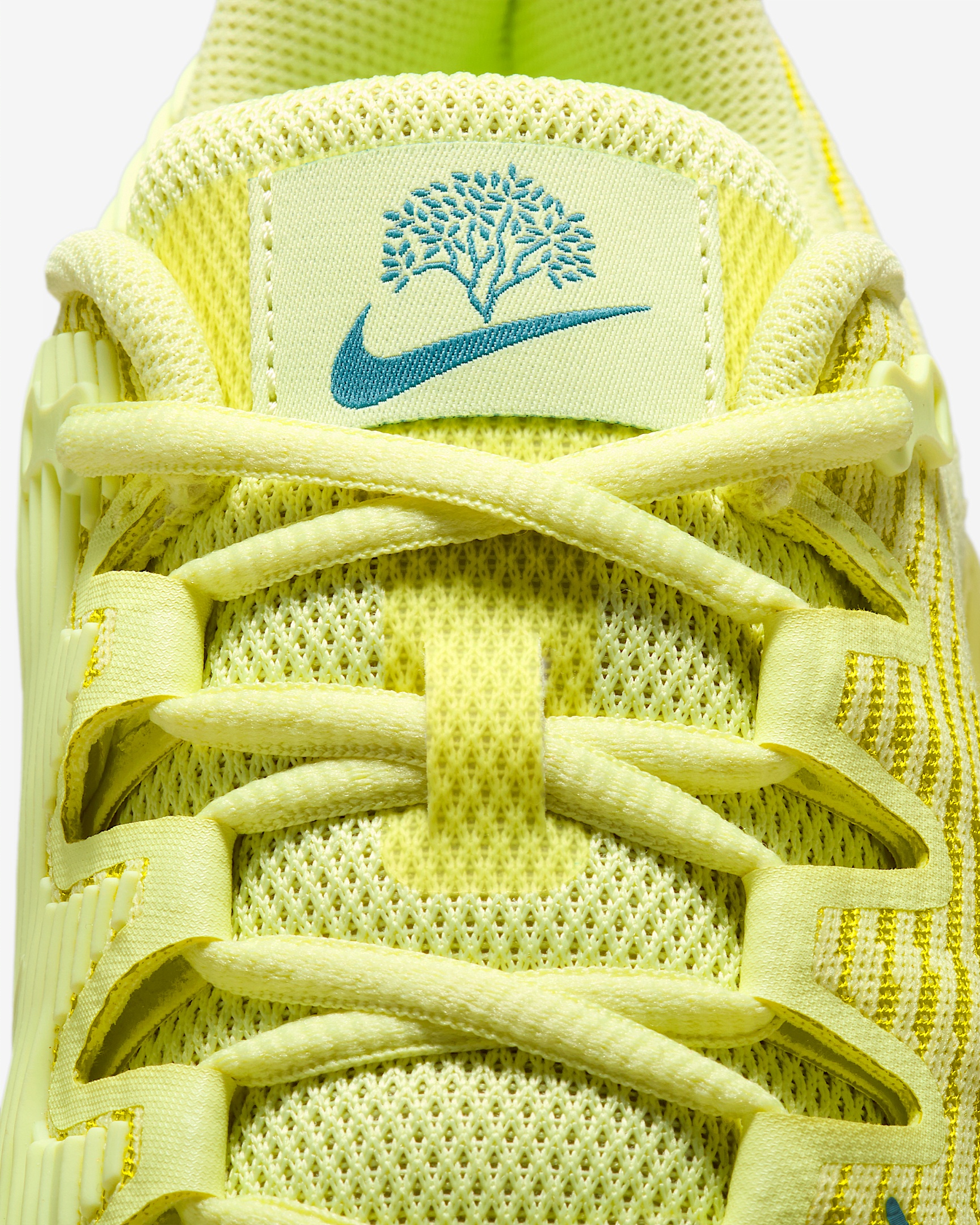 Nike Vapor 12 Premium Women's Hard Court Tennis Shoes - 9