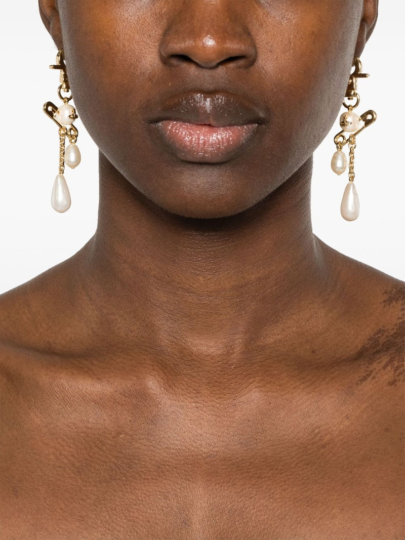 Vivienne Westwood Claude Long earrings outlook