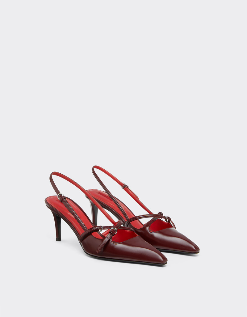 Slingback shoe in shiny leather 3