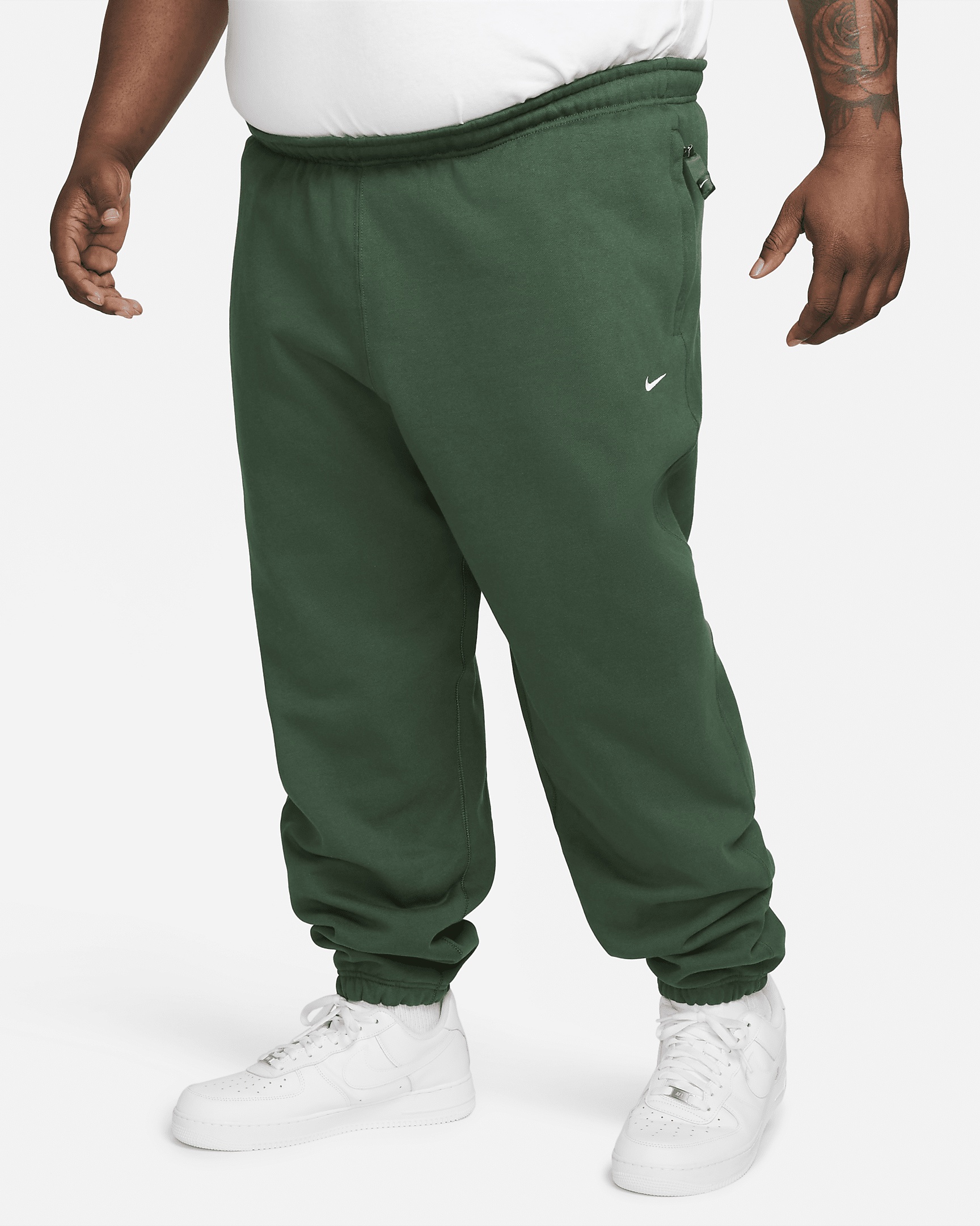 Nike Solo Swoosh Men's Fleece Pants - 8