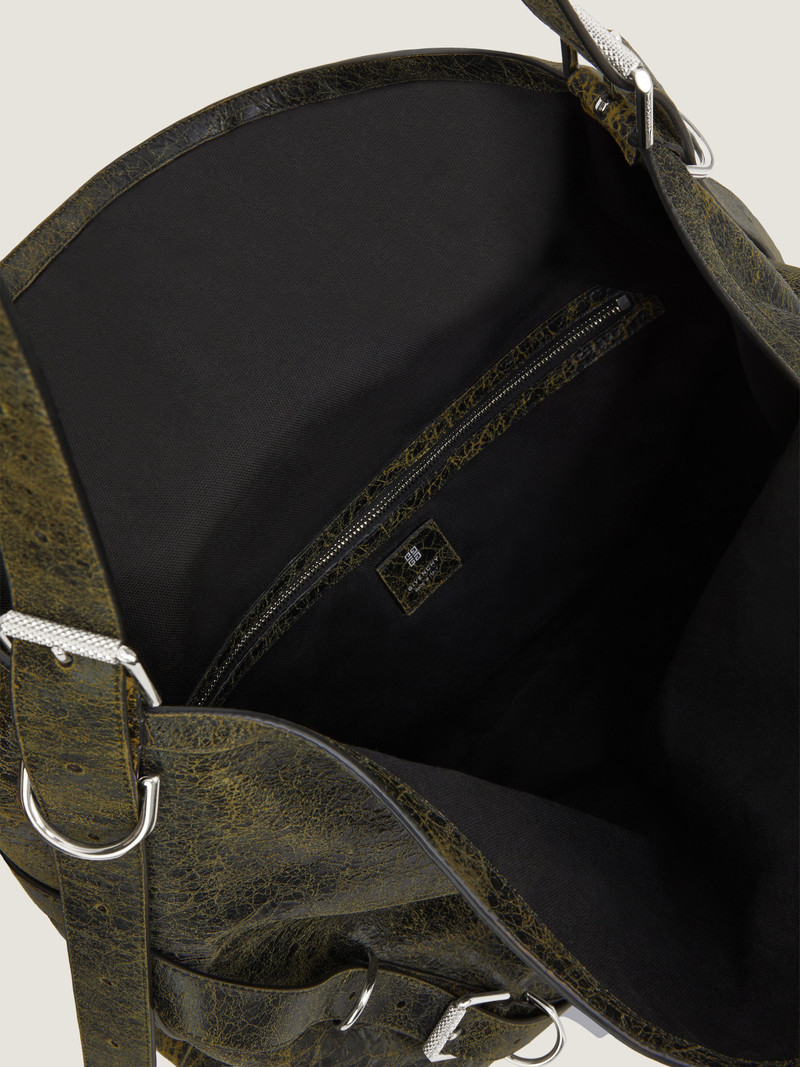 LARGE VOYOU BAG IN CRACKLED LEATHER 4