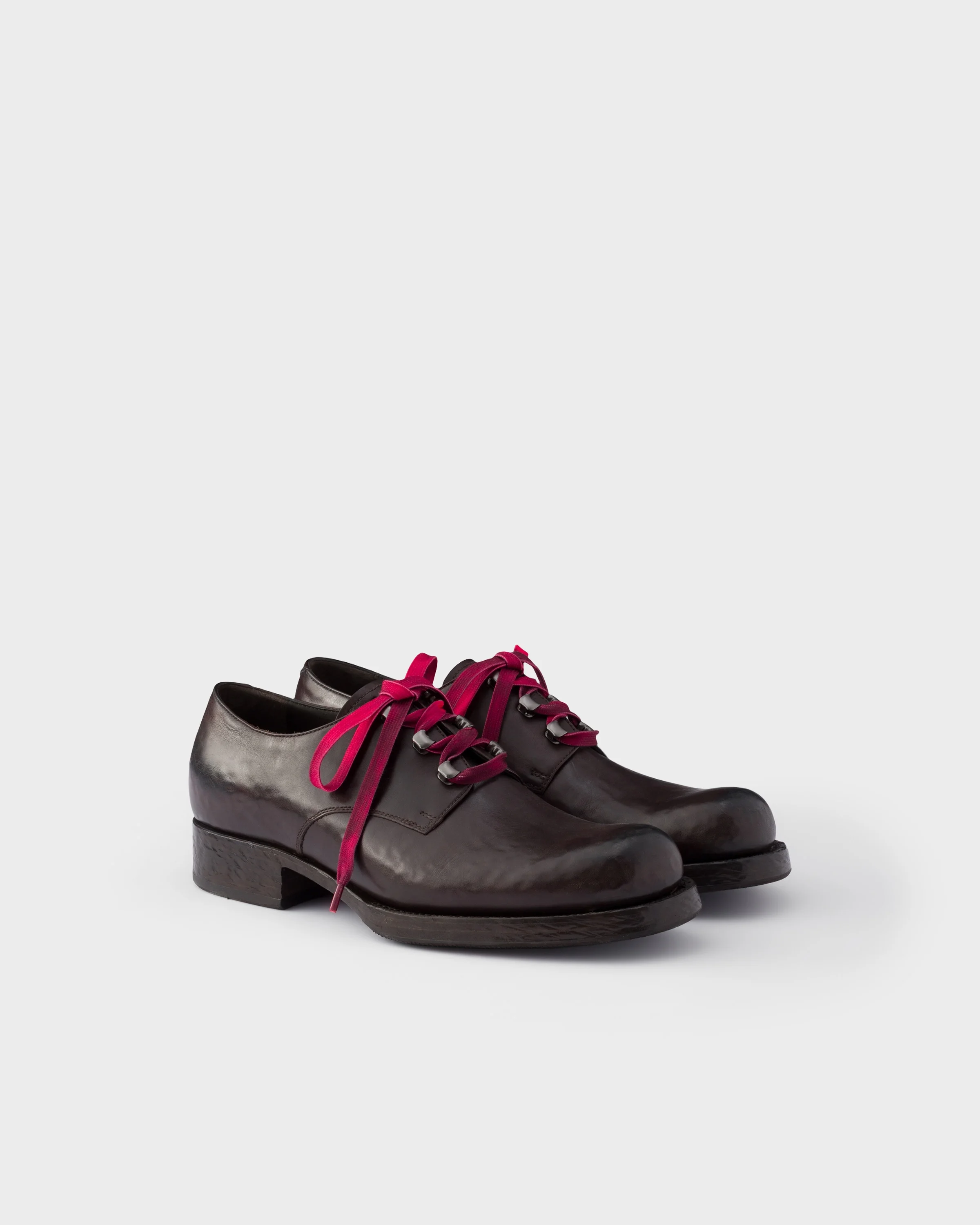 Antiqued leather lace-up shoes - 1