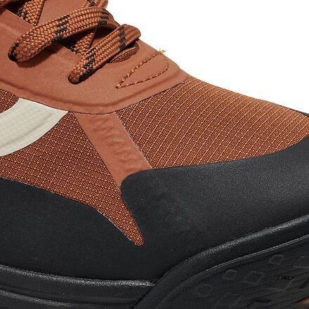 MTE Crosspath Shoe - 2