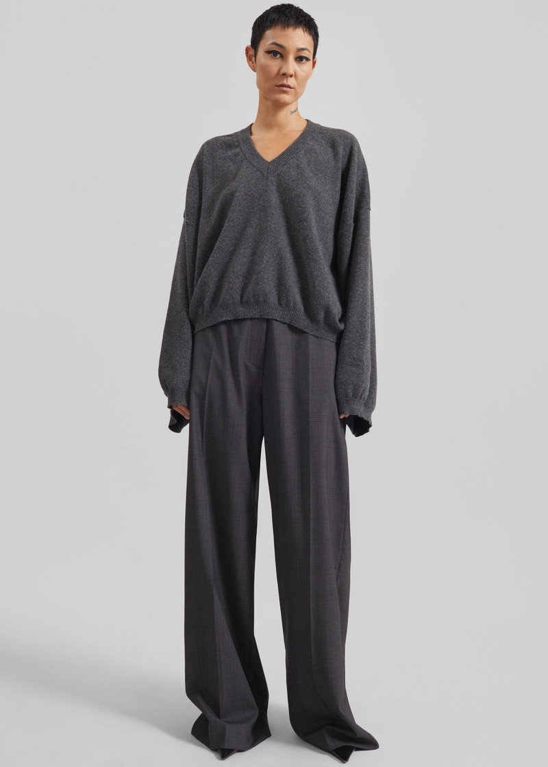 Ilston V-Neck Sweater - Grey 7