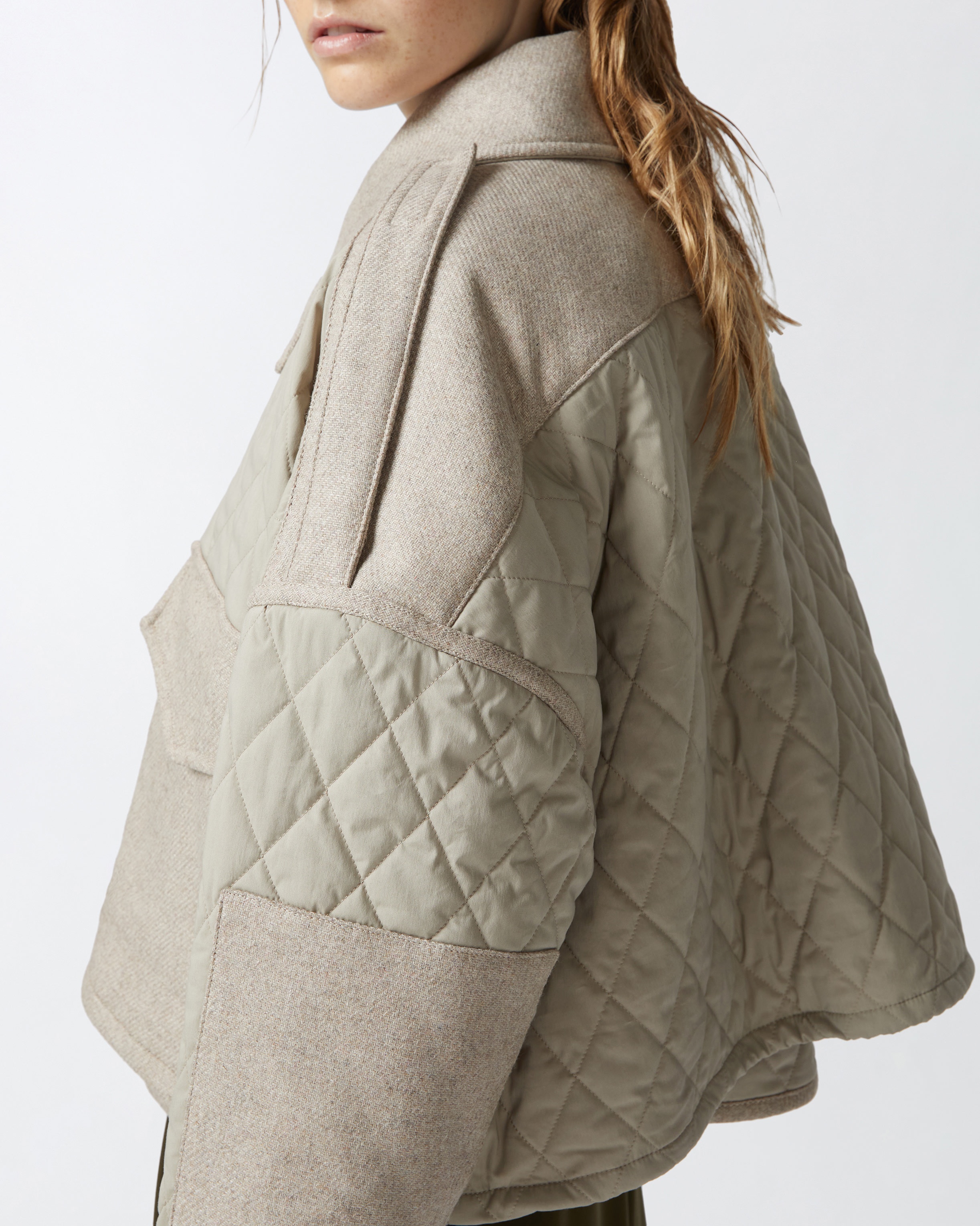 SHORT QUILTED PARKA WITH FELT INSERTS - 5