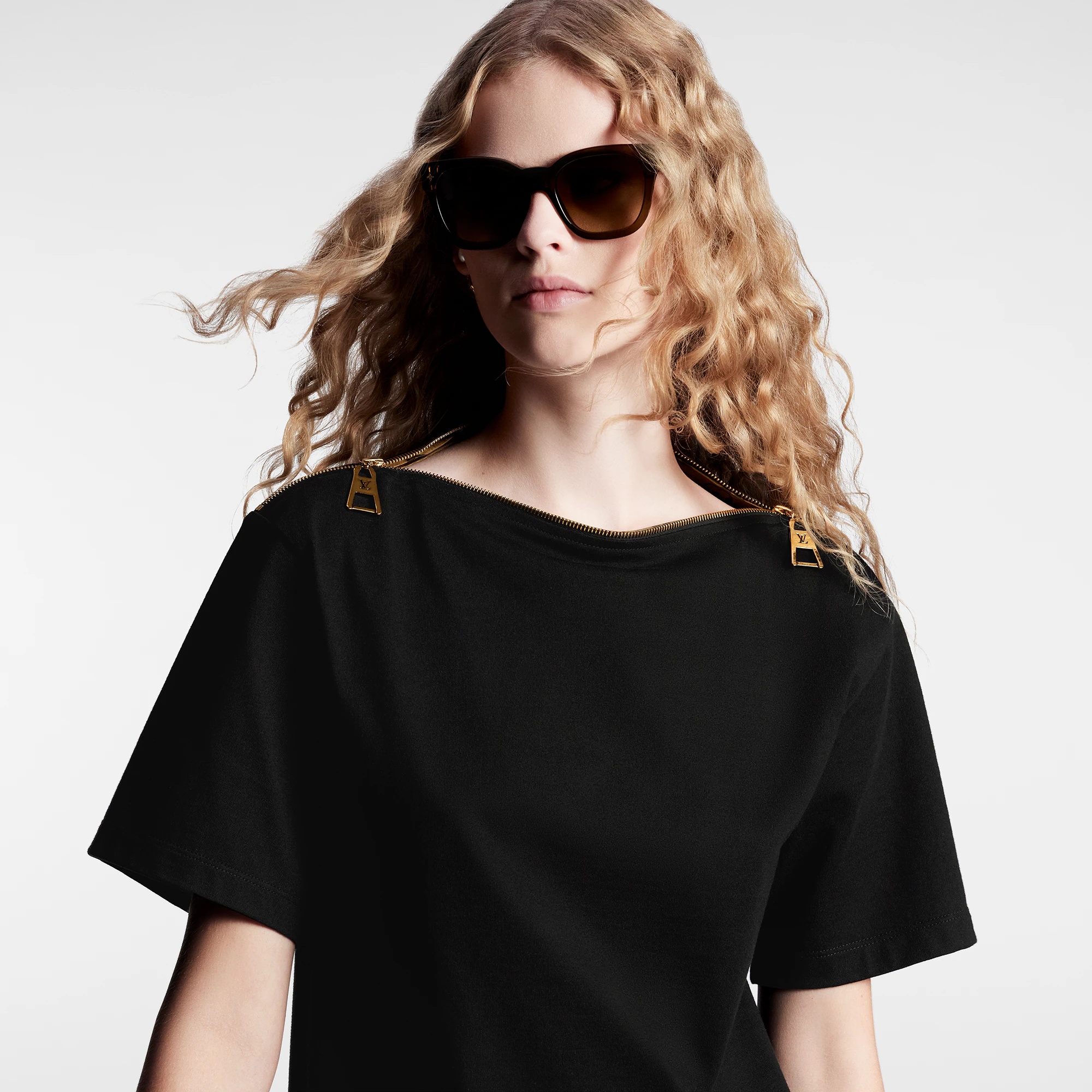 Zipper Neckline Bateau T-Shirt - 2